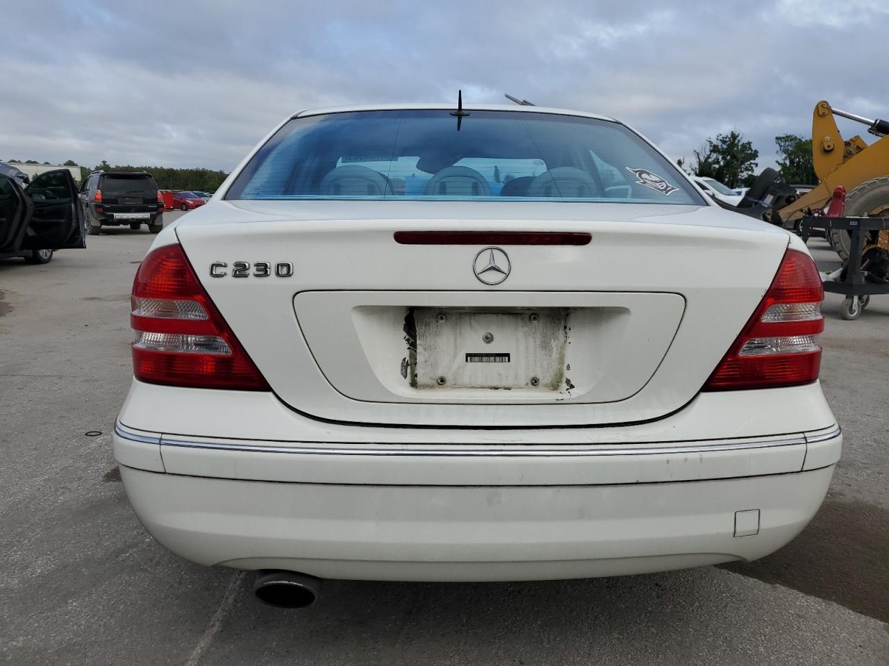 2006 Mercedes-benz C 230 White vin: WDBRF52H96F734615