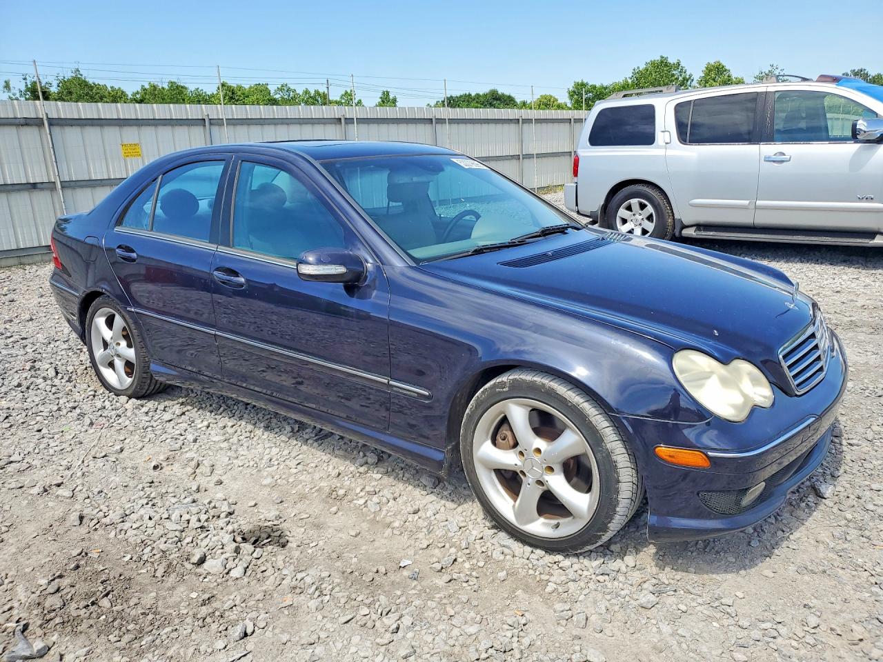2006 Mercedes-benz C 230 Blue vin: WDBRF52H96F784012
