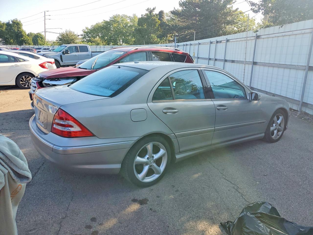 2006 Mercedes-benz C 230 Silver vin: WDBRF52H96F810768