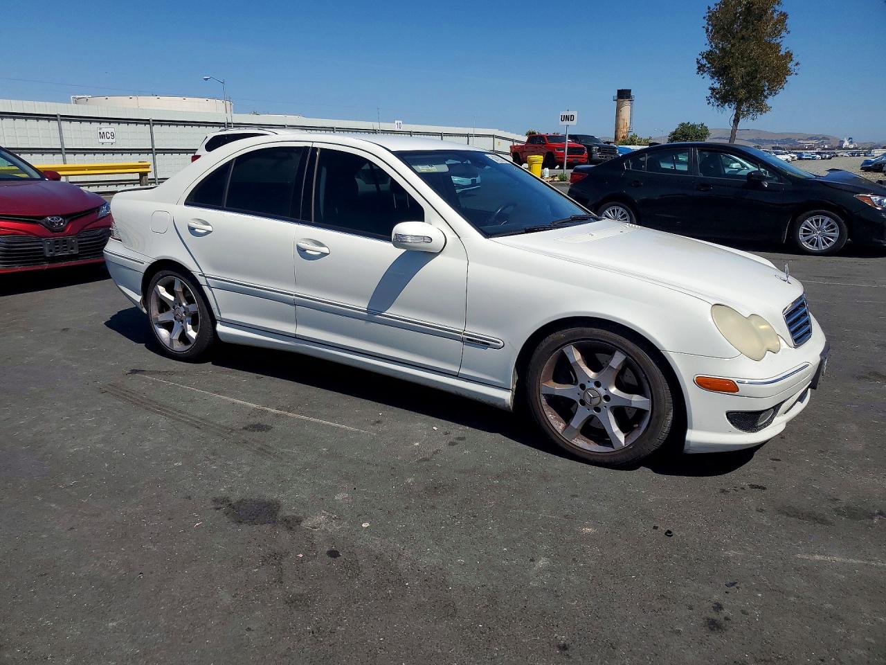 2007 Mercedes-benz C 230 White vin: WDBRF52H97A943528