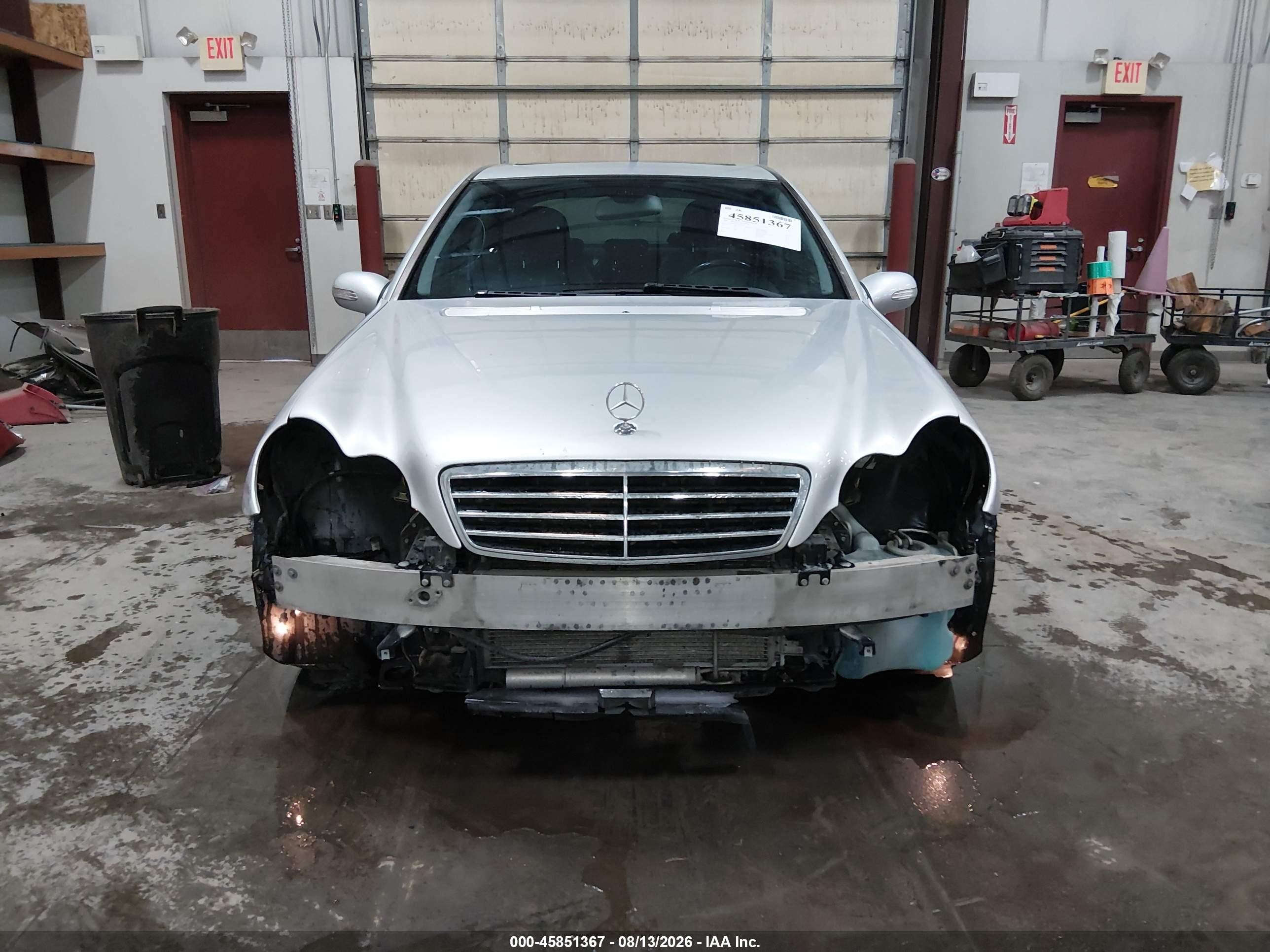 2007 Mercedes-benz C 230 Sport Серебряный vin: WDBRF52H97F934959