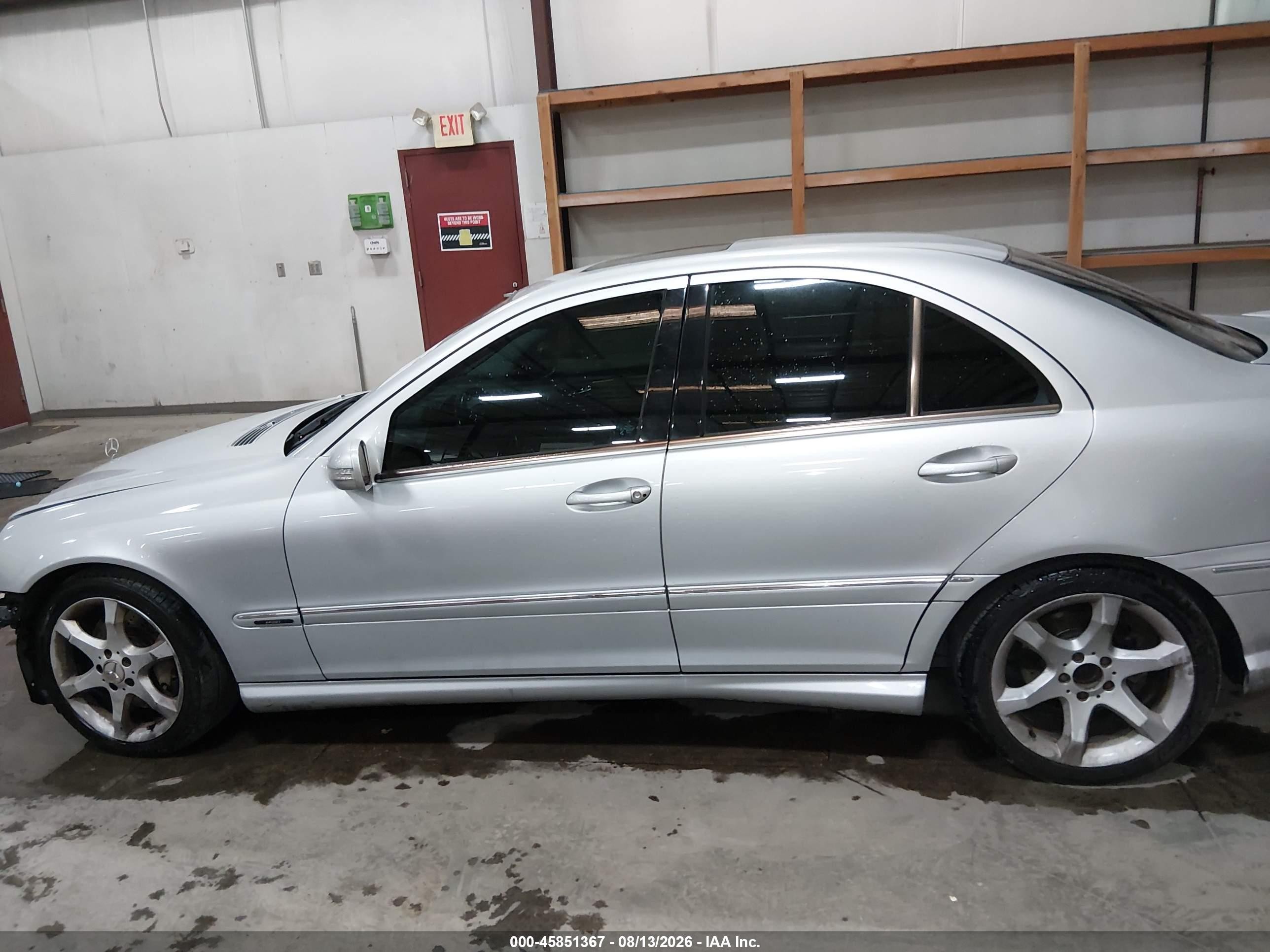 2007 Mercedes-benz C 230 Sport Серебряный vin: WDBRF52H97F934959