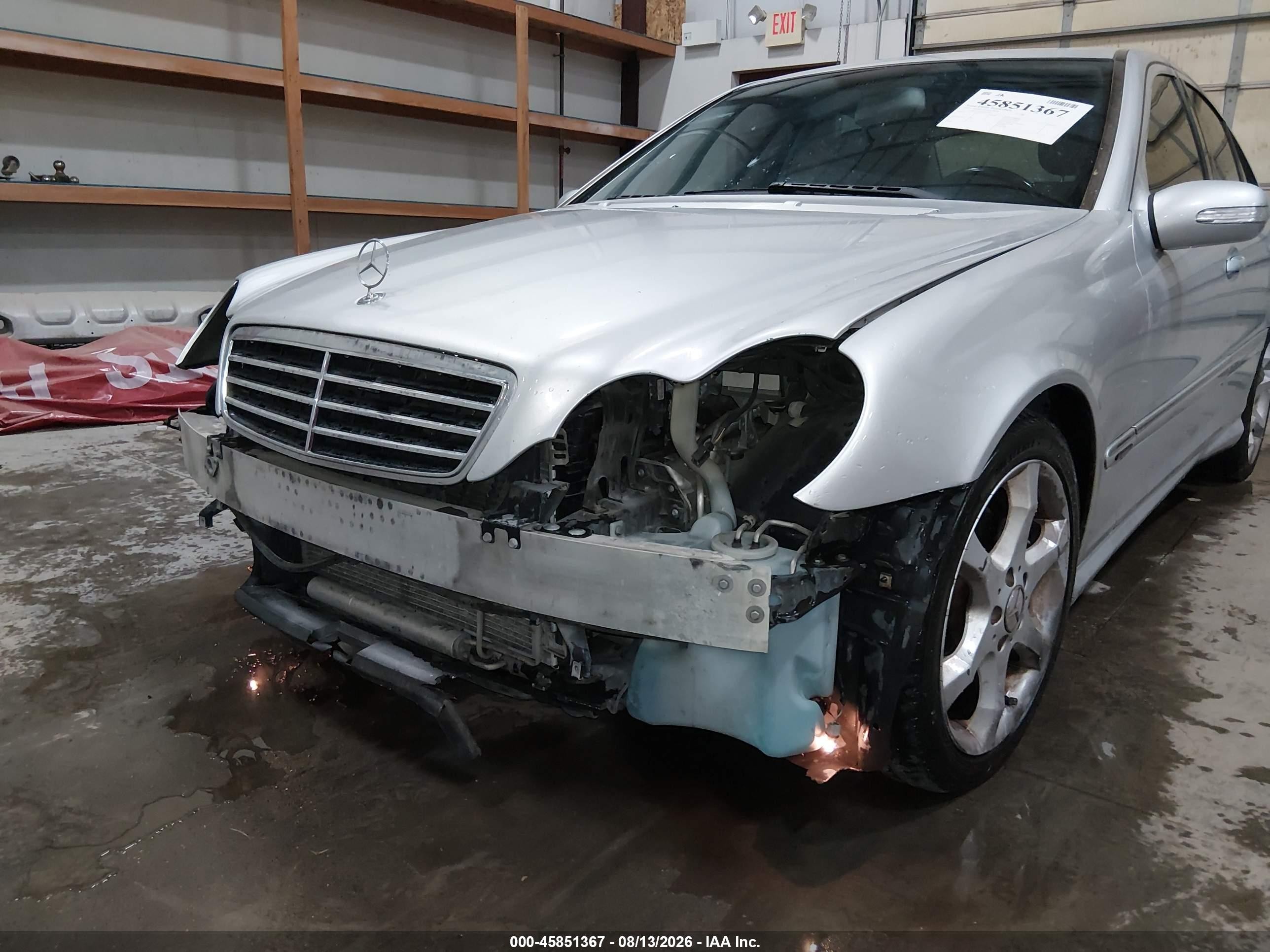 2007 Mercedes-benz C 230 Sport Серебряный vin: WDBRF52H97F934959