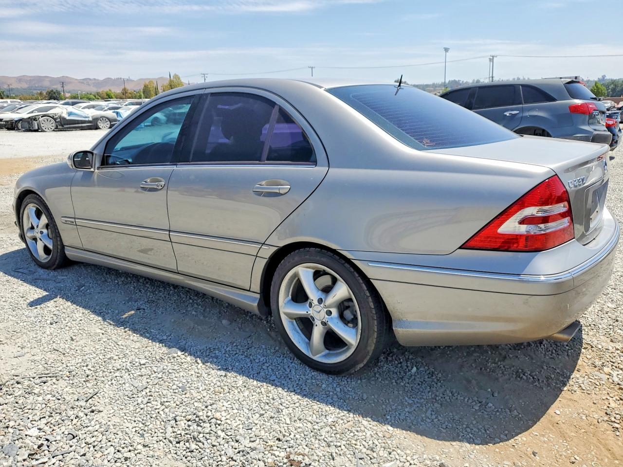 2006 Mercedes-benz C 230 Beige vin: WDBRF52HX6A889476