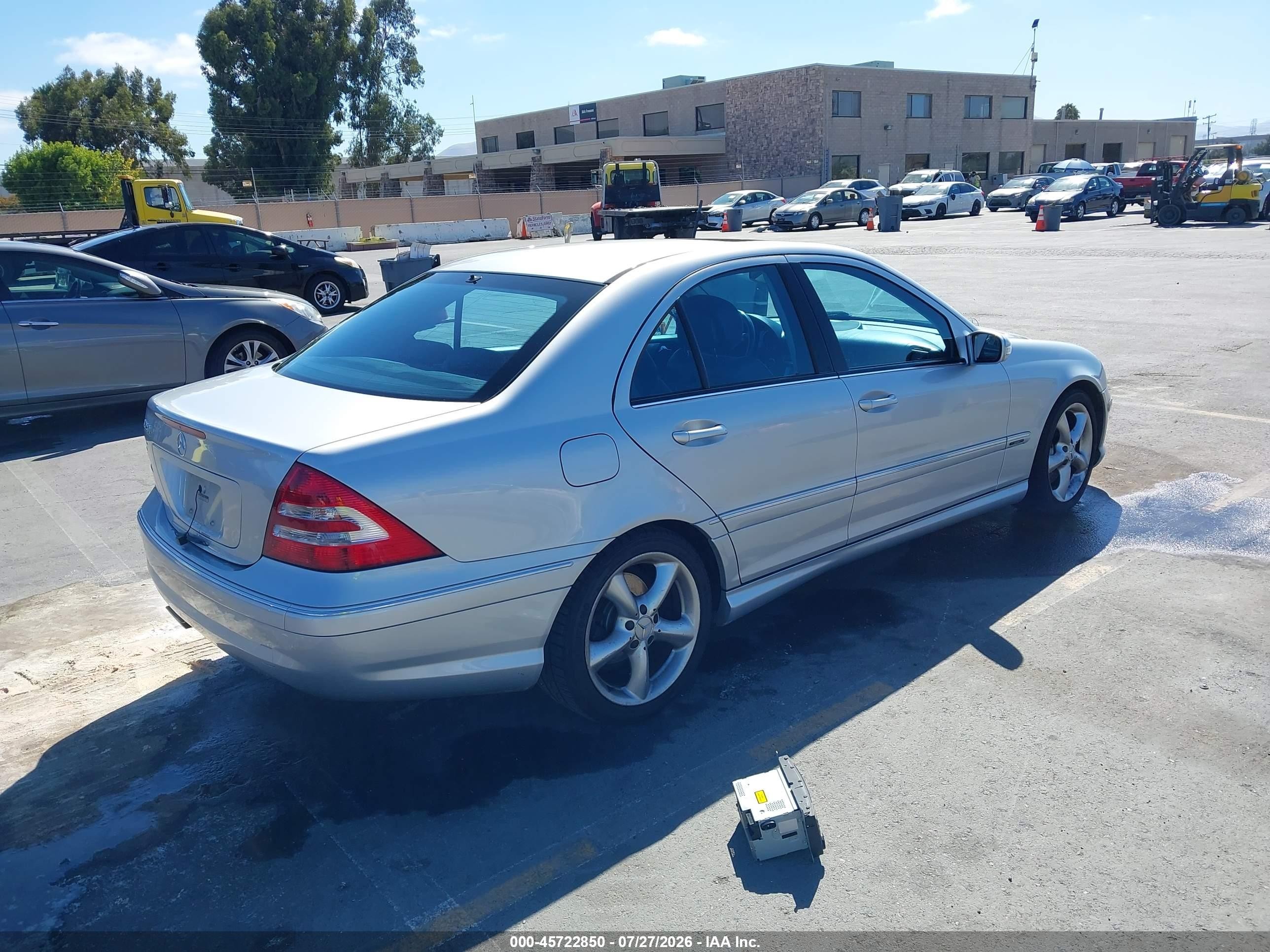 2006 Mercedes-benz C 230 Sport Серебряный vin: WDBRF52HX6F743663