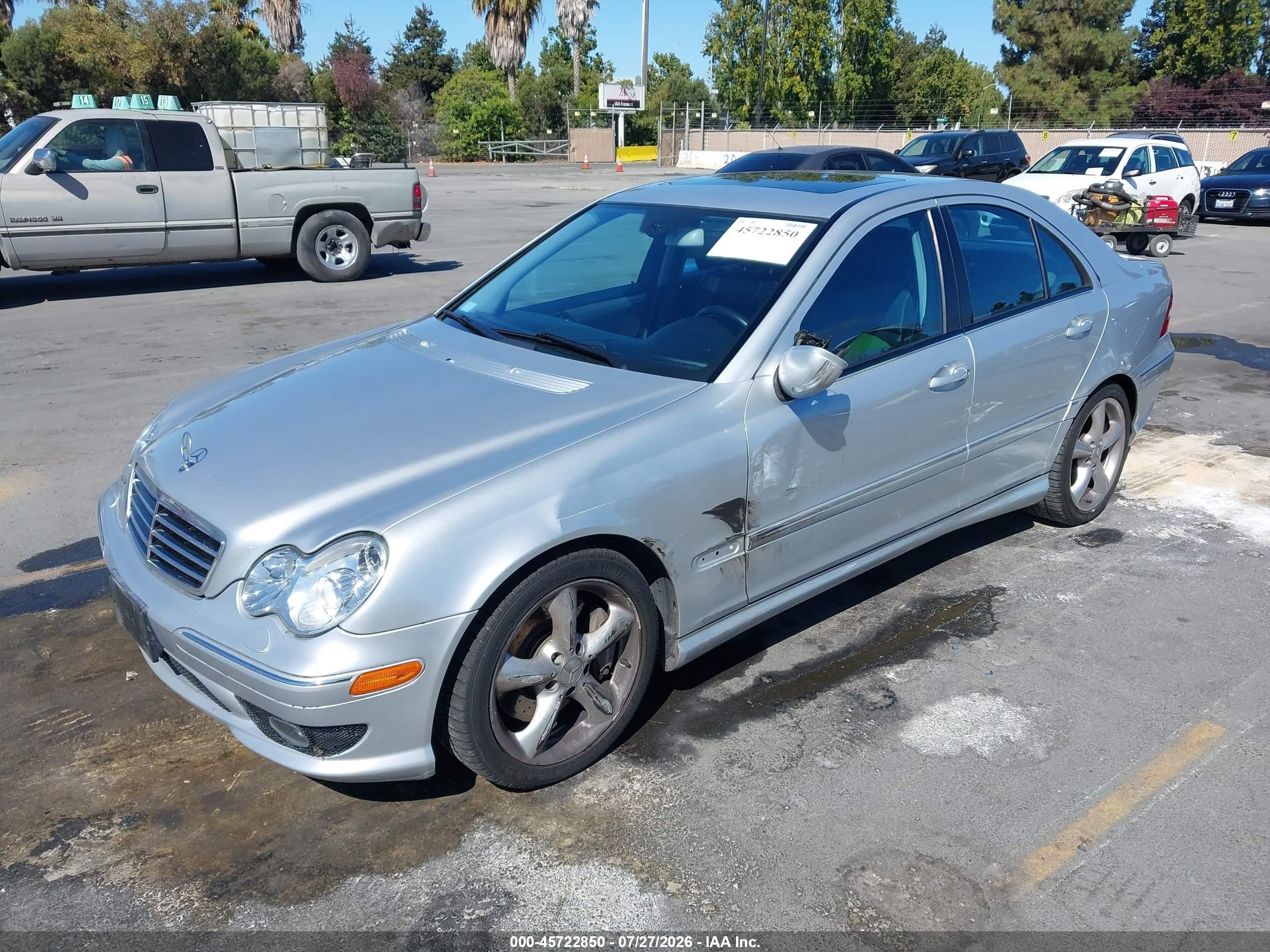 2006 Mercedes-benz C 230 Sport Серебряный vin: WDBRF52HX6F743663