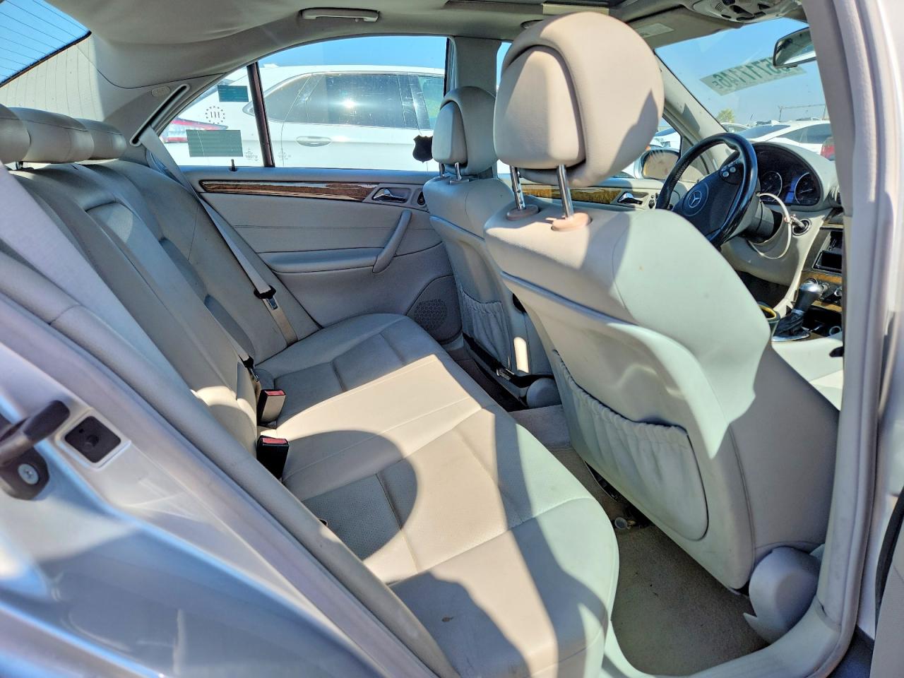 2007 Mercedes-benz C 230 Silver vin: WDBRF52HX7A937124