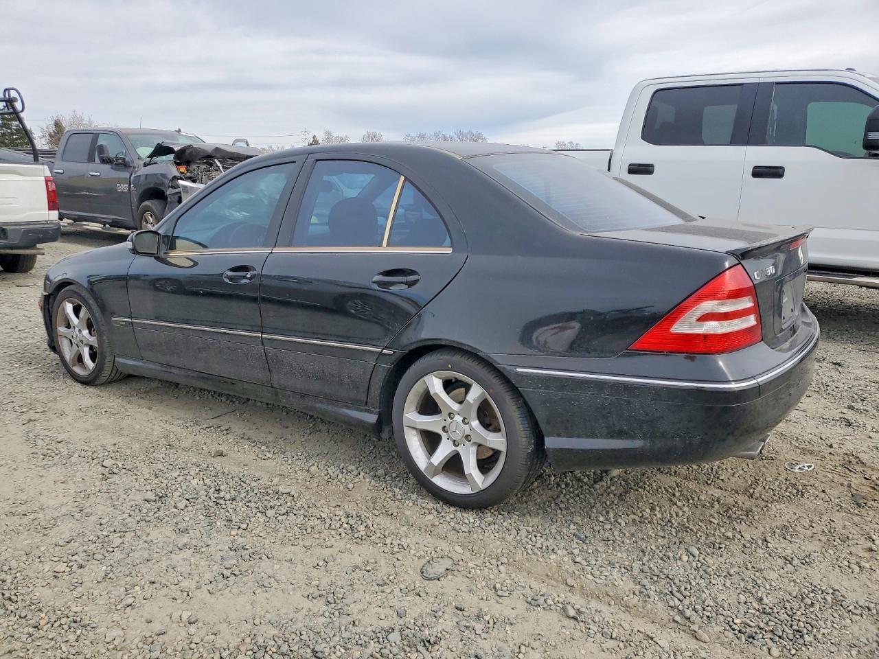 2007 Mercedes-benz C 230 Black vin: WDBRF52HX7F907589