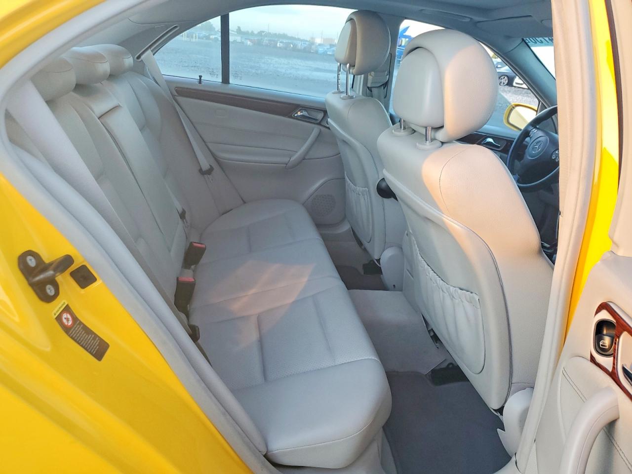 2006 Mercedes-benz C 230 Желтый vin: WDBRF52J46F776743