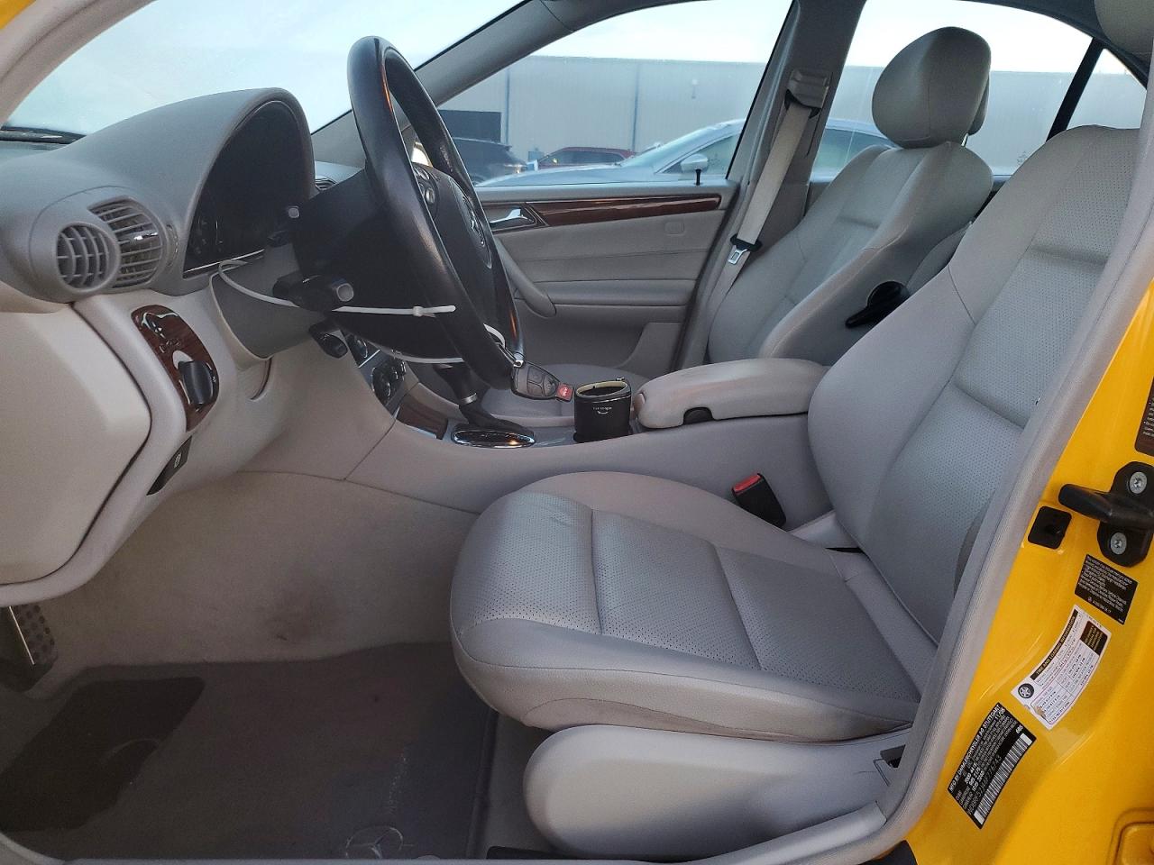 2006 Mercedes-benz C 230 Желтый vin: WDBRF52J46F776743
