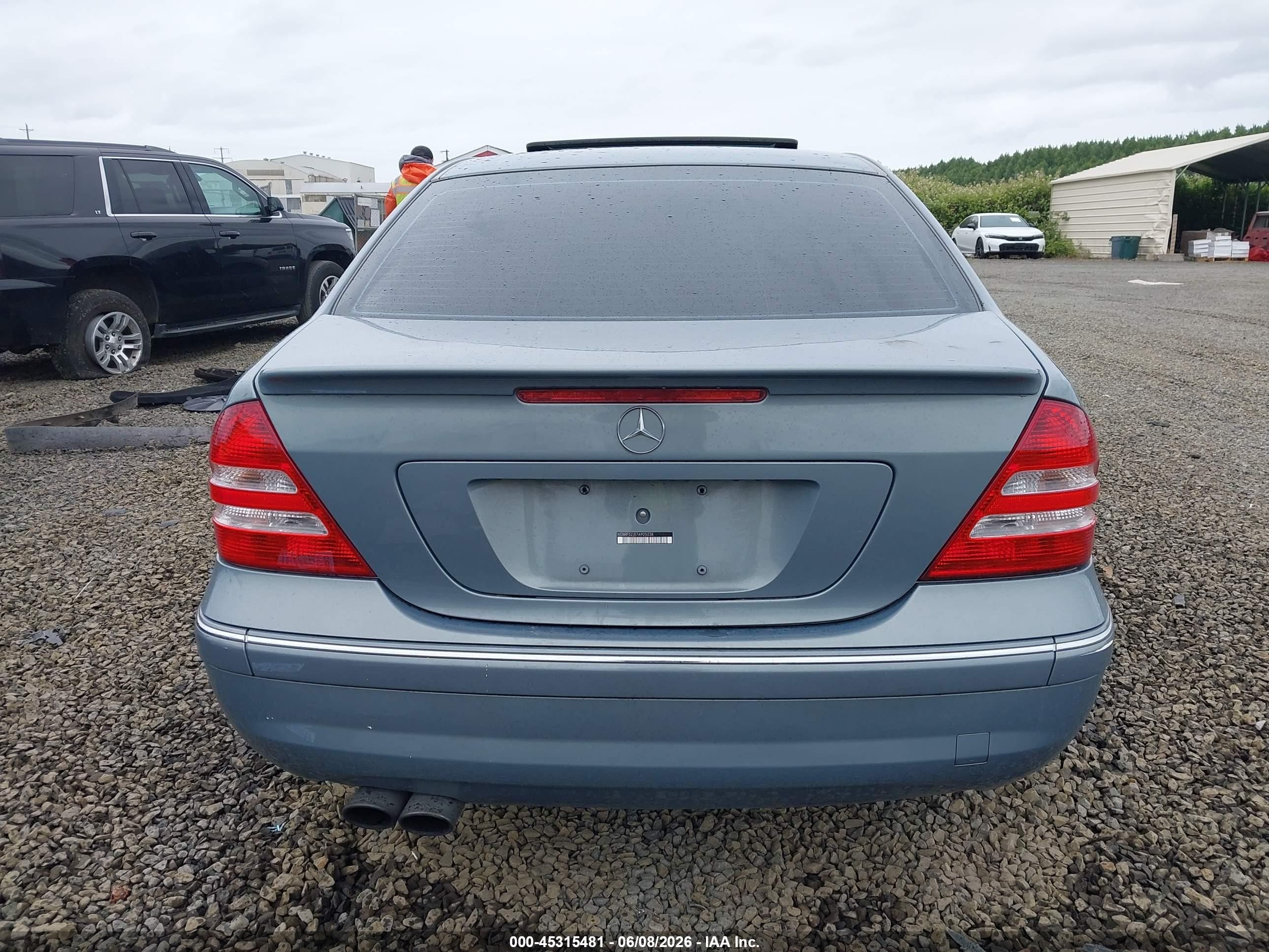 2007 Mercedes-benz C 230 Sport Light Blue vin: WDBRF52J57A925238
