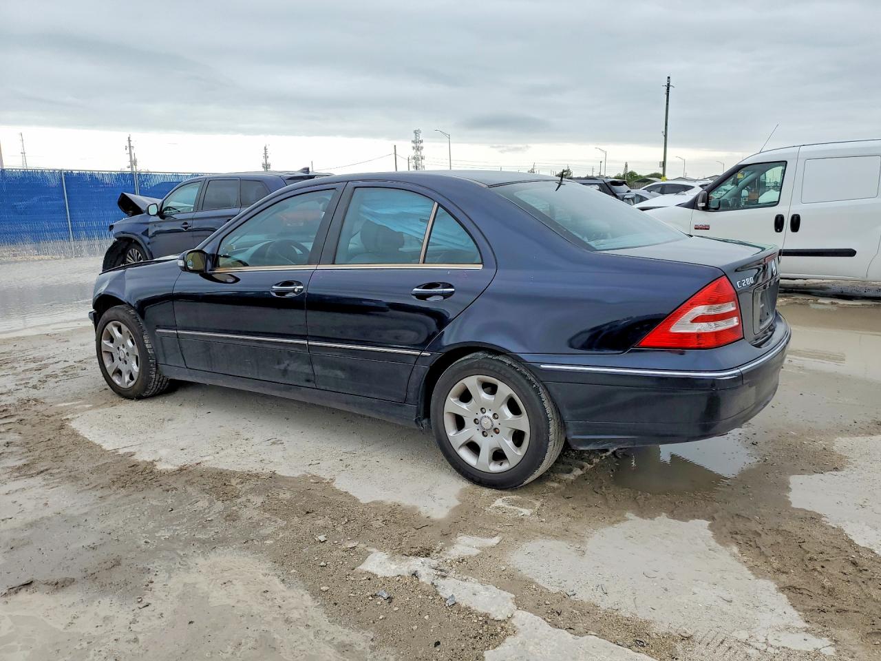 2006 Mercedes-benz C 280 Blue vin: WDBRF54H06A834550