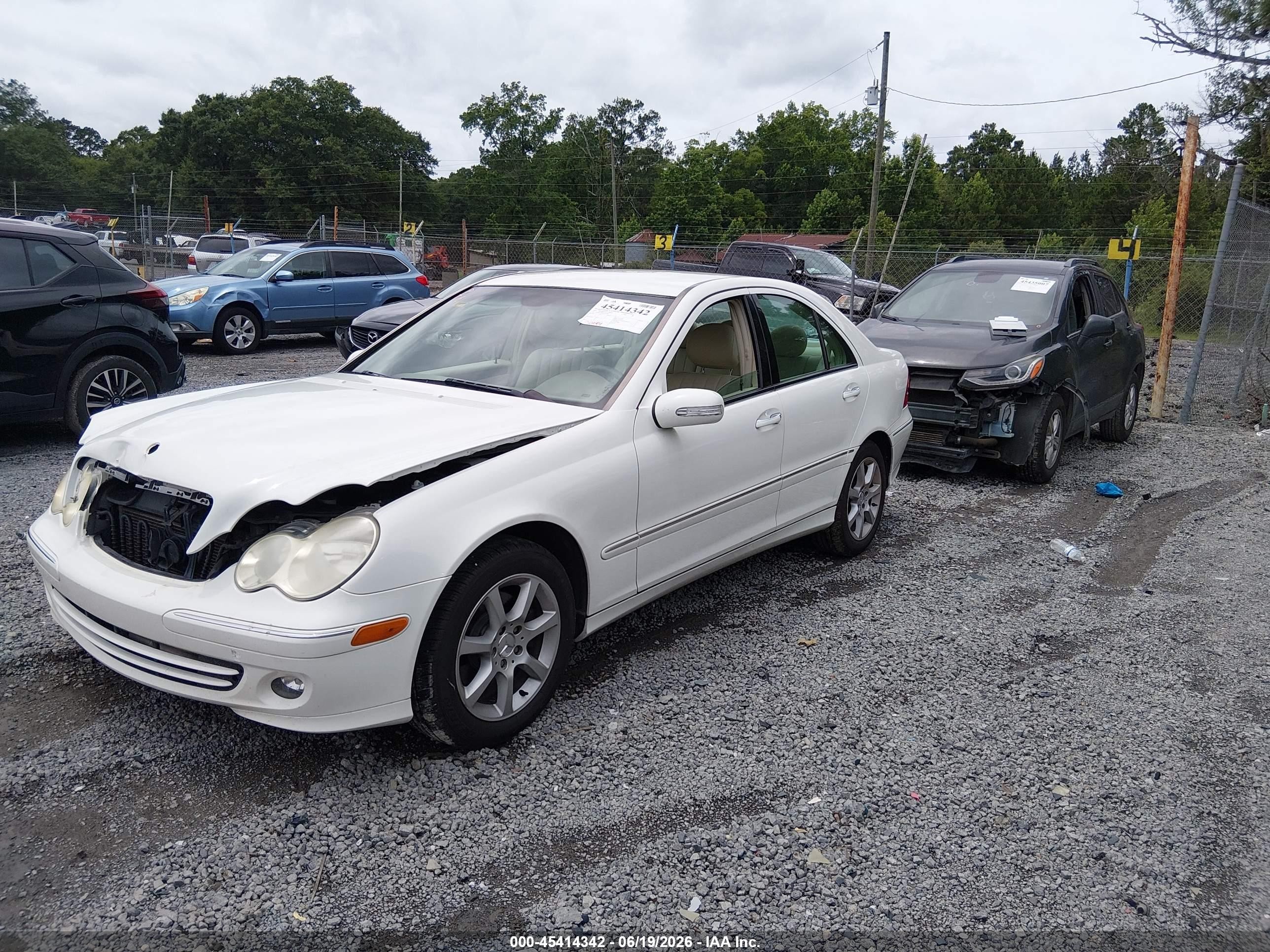 2007 Mercedes-benz C 280 Luxury White vin: WDBRF54H07A921687