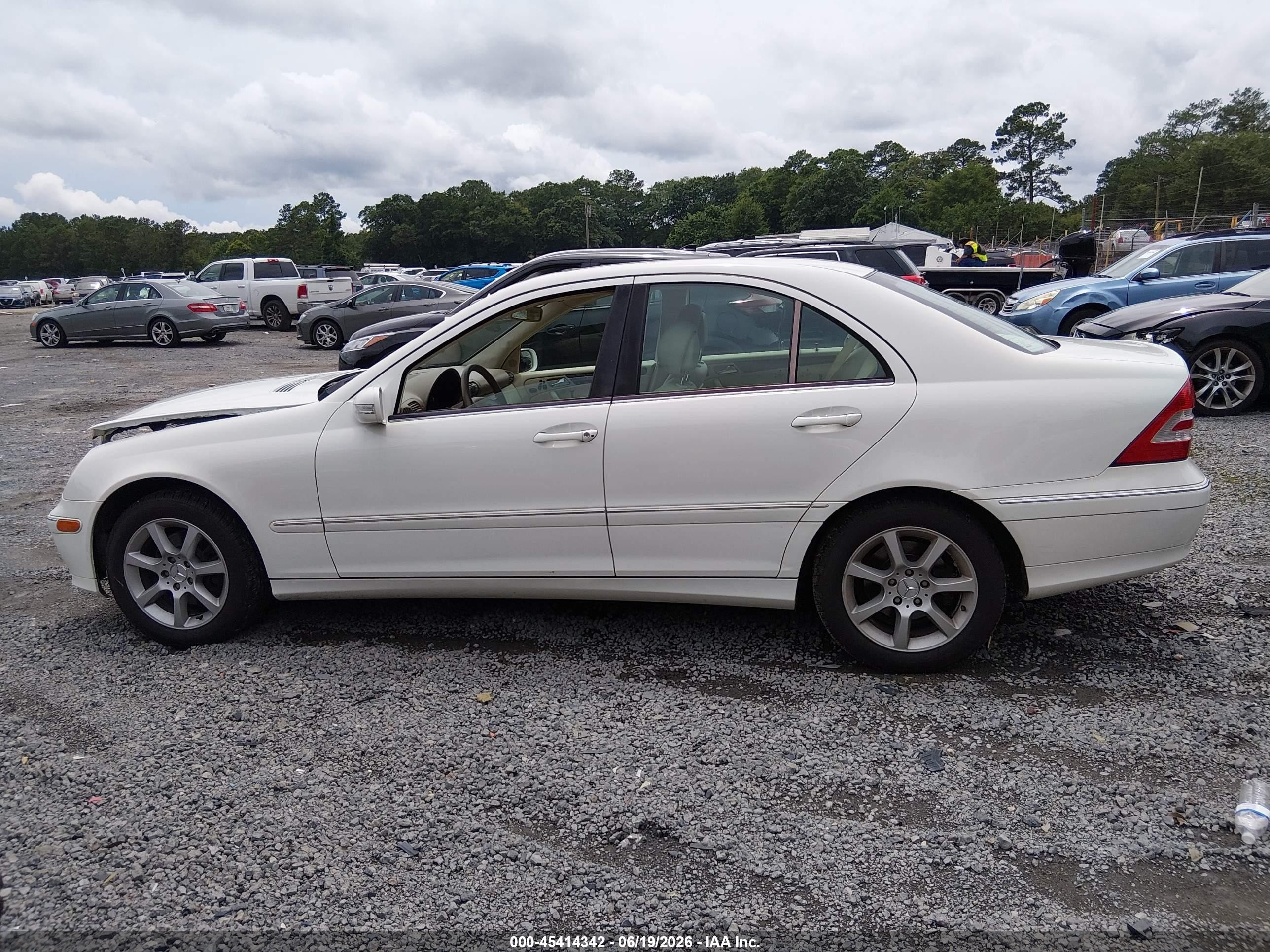 2007 Mercedes-benz C 280 Luxury White vin: WDBRF54H07A921687