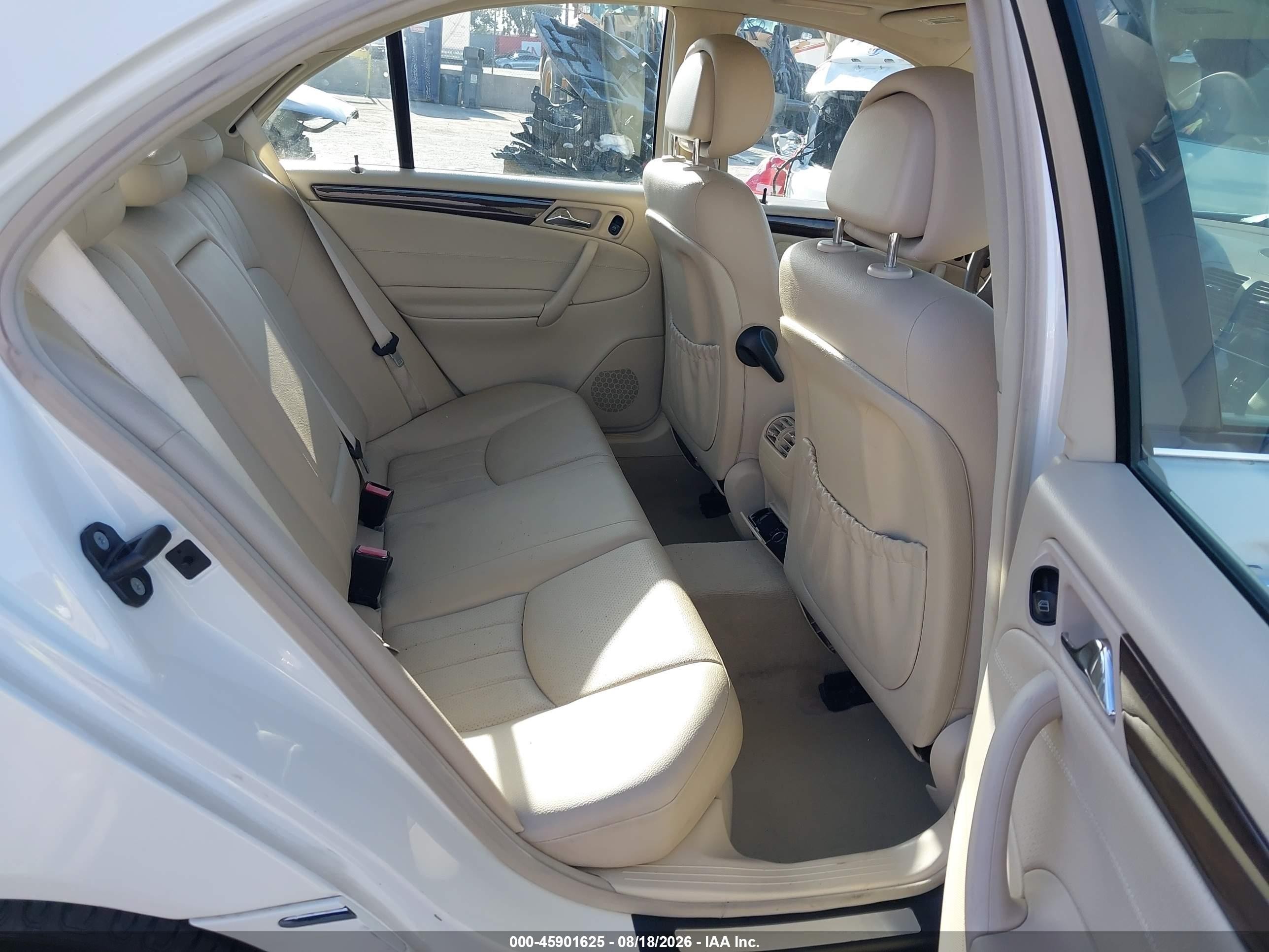 2007 Mercedes-benz C 280 Luxury Белый vin: WDBRF54H47F859326