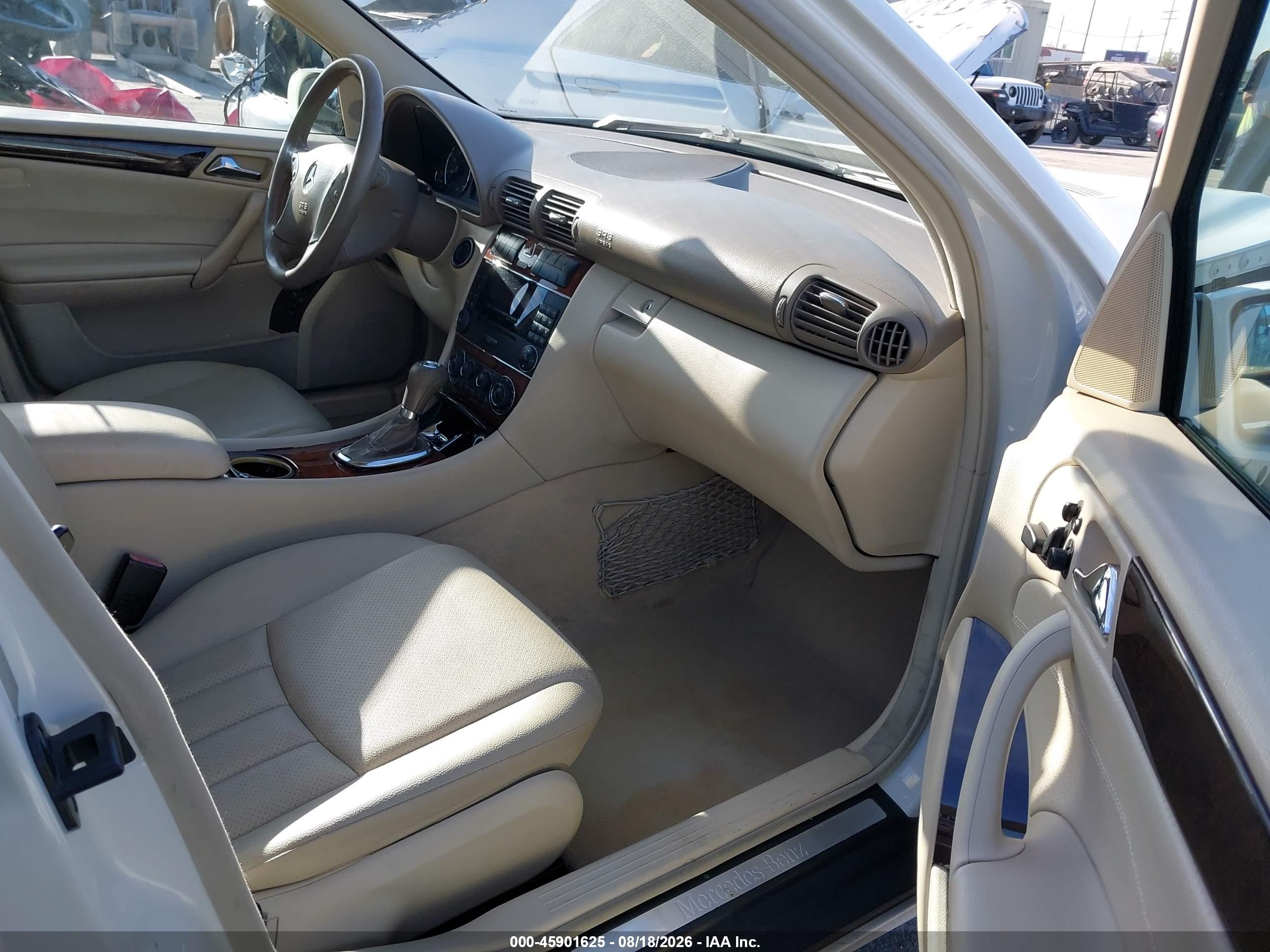 2007 Mercedes-benz C 280 Luxury Белый vin: WDBRF54H47F859326