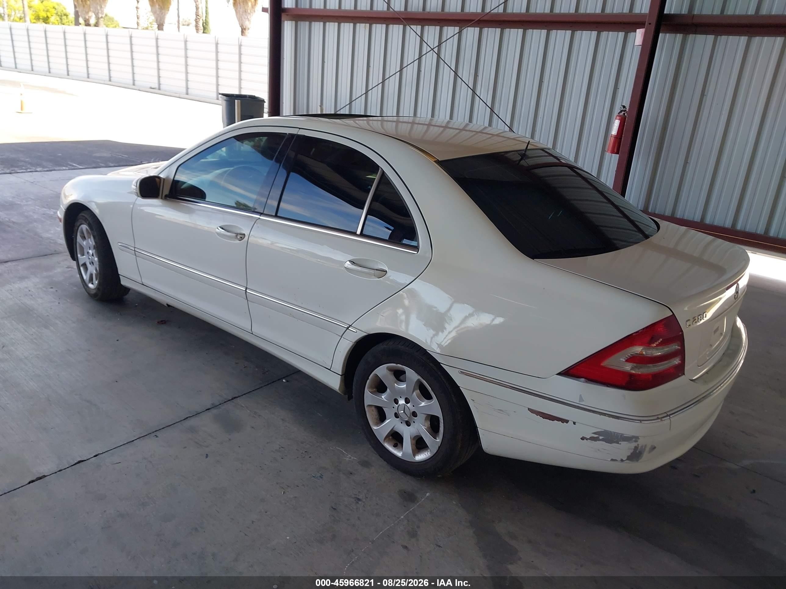 2006 Mercedes-benz C 280 Luxury White vin: WDBRF54H56A871920