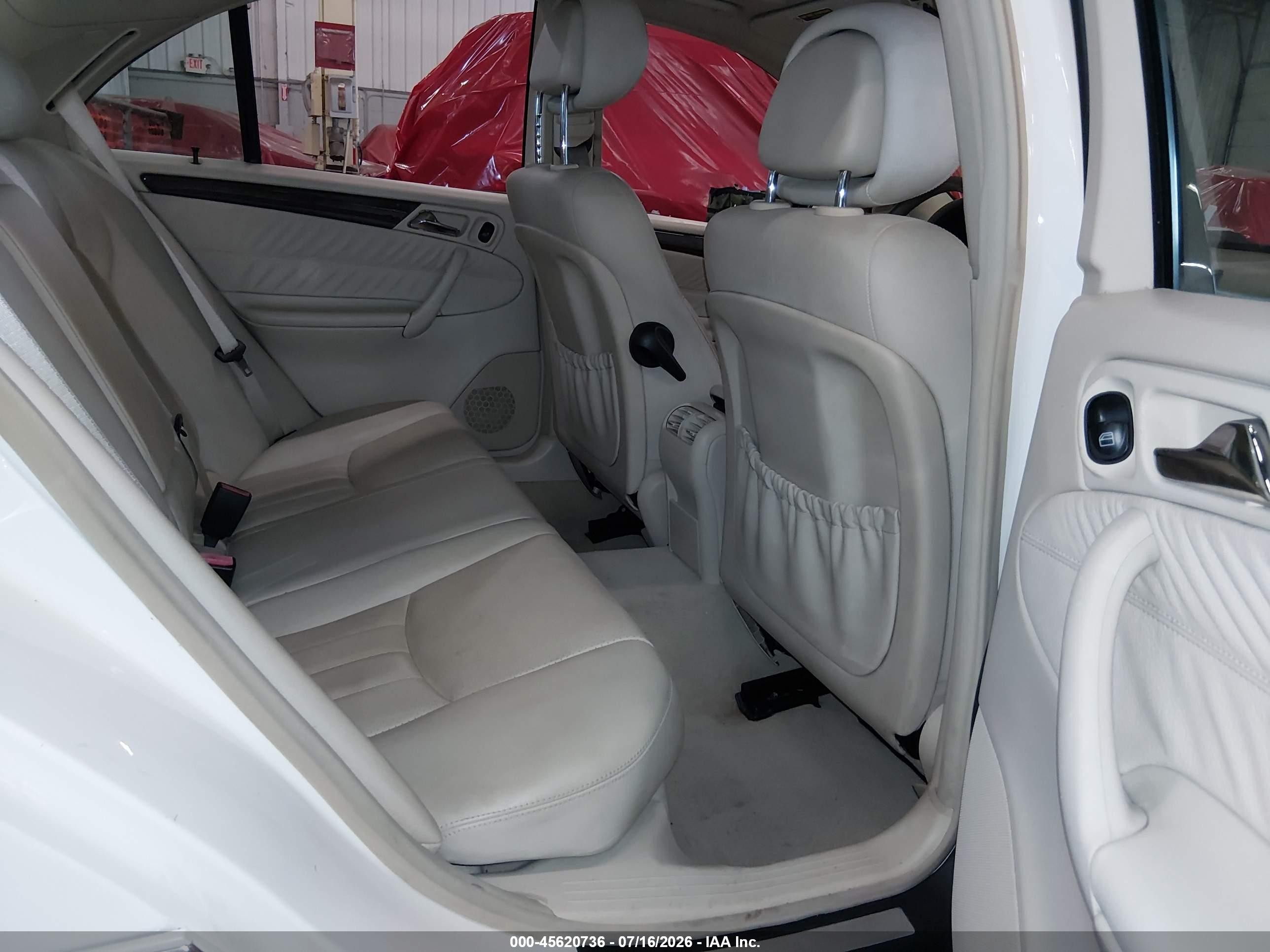 2006 Mercedes-benz C 280 Luxury Белый vin: WDBRF54H96A831520