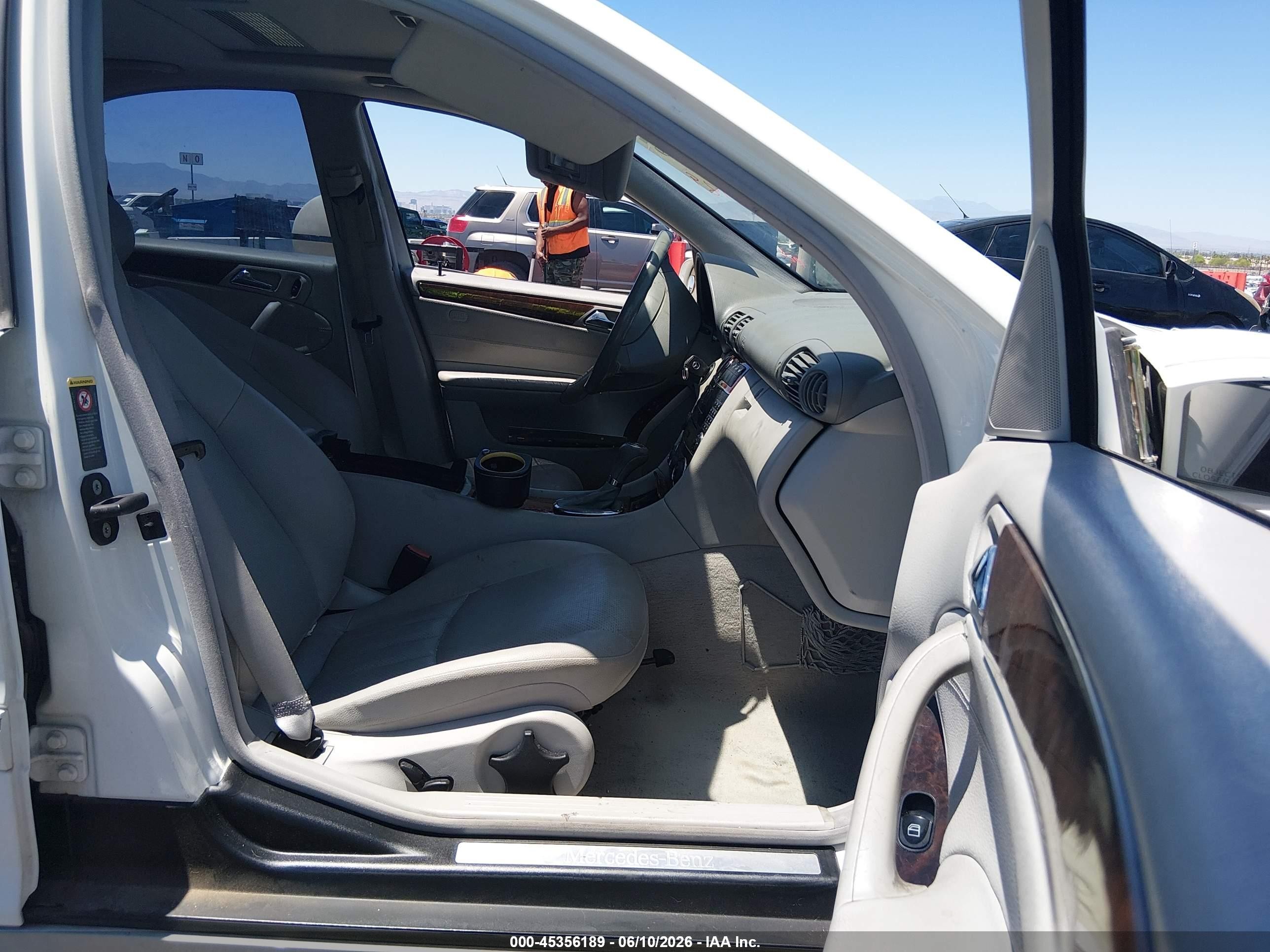 2006 Mercedes-benz C 280 Luxury White vin: WDBRF54H96F751038