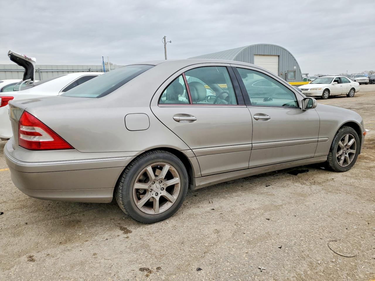 2007 Mercedes-benz C 280 Gold vin: WDBRF54J87A943097