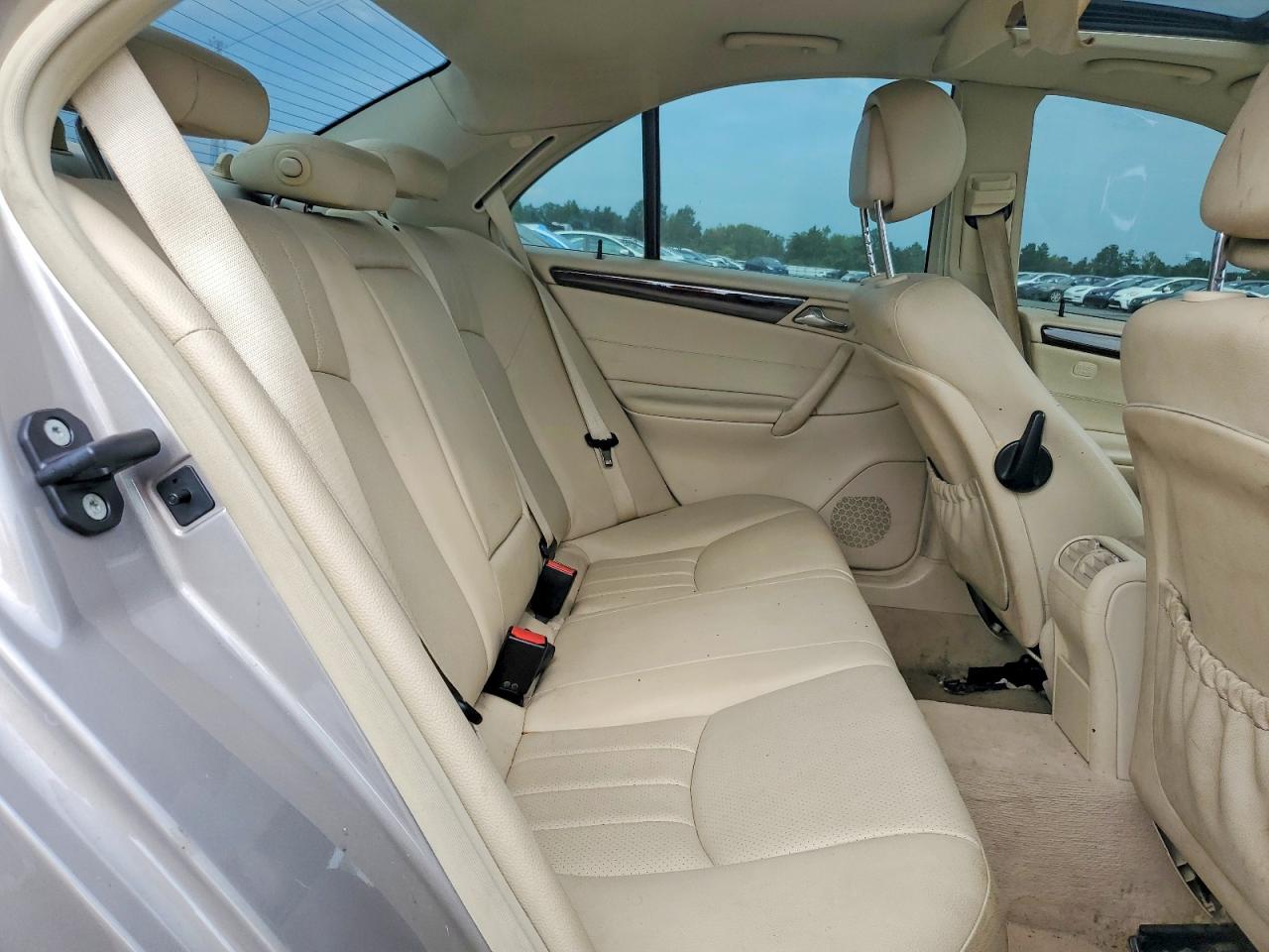 2007 Mercedes-benz C 350 Silver vin: WDBRF56H17F857756