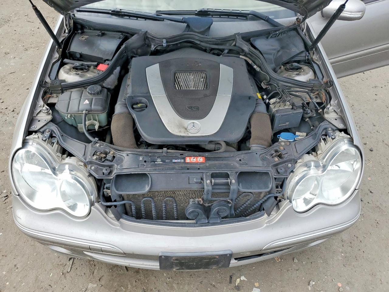 2007 Mercedes-benz C 350 Silver vin: WDBRF56H17F857756