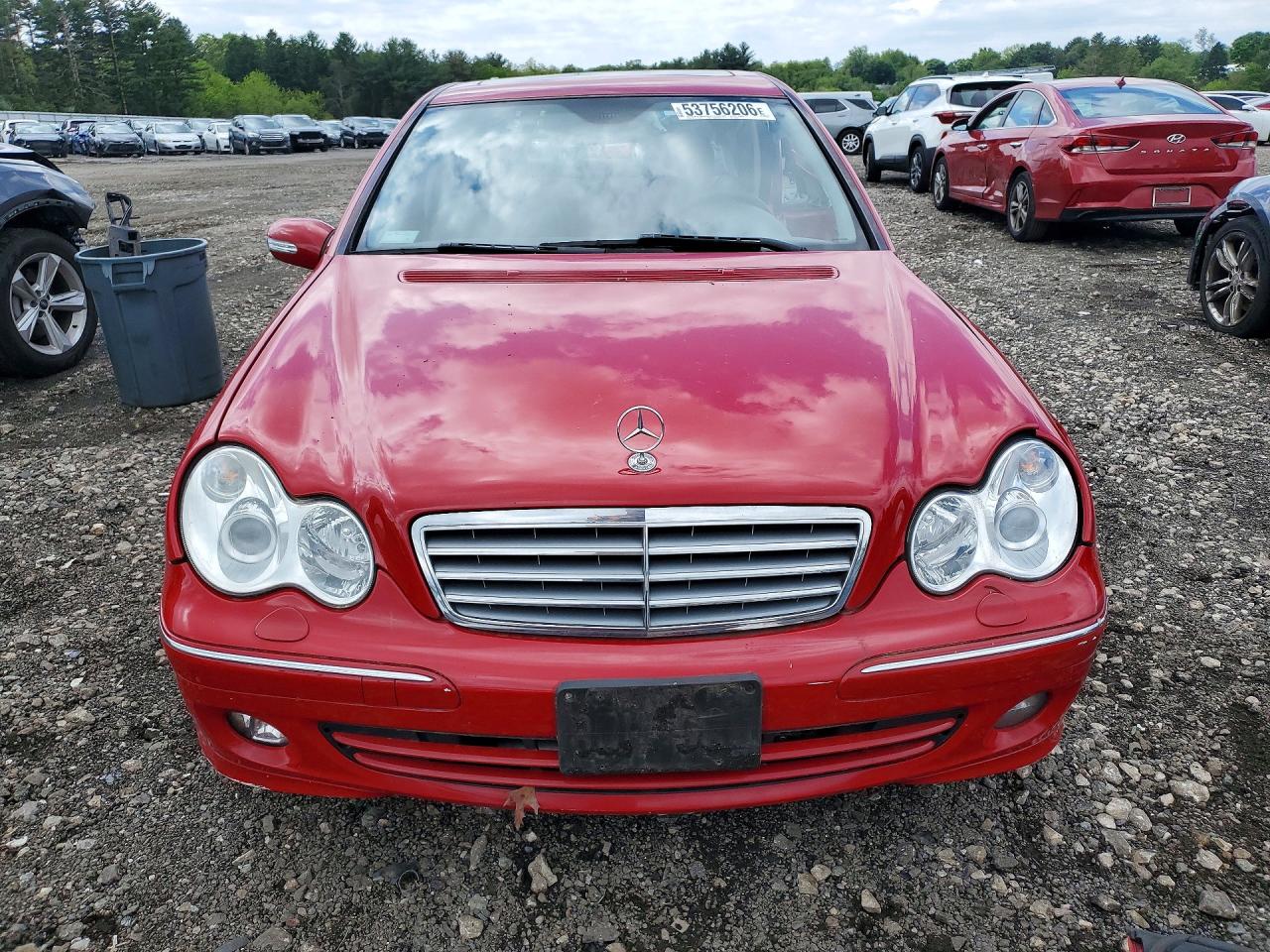 2006 Mercedes-benz C 350 Red vin: WDBRF56HX6F740496
