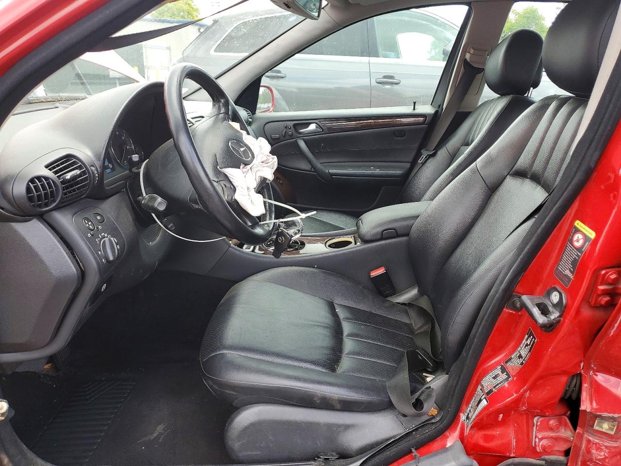 2006 Mercedes-benz C 350 Red vin: WDBRF56HX6F740496