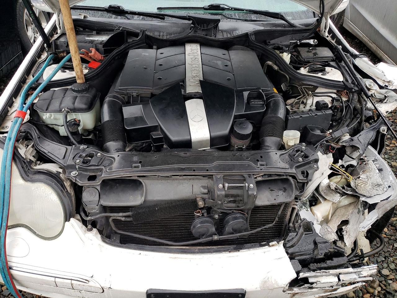 2001 Mercedes-benz C 240 White vin: WDBRF61J01F118367