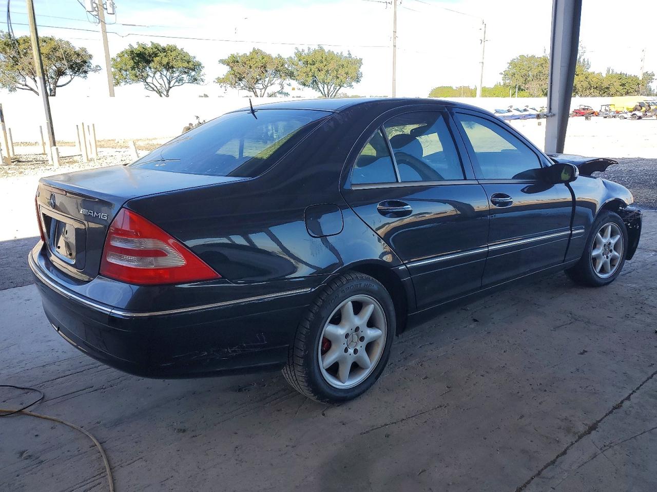 2002 Mercedes-benz C 240 Черный vin: WDBRF61J02F149569