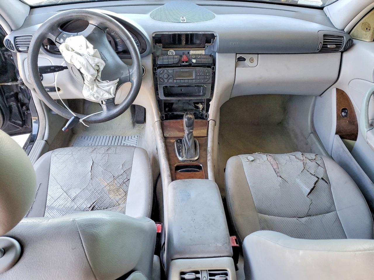 2002 Mercedes-benz C 240 Черный vin: WDBRF61J02F149569