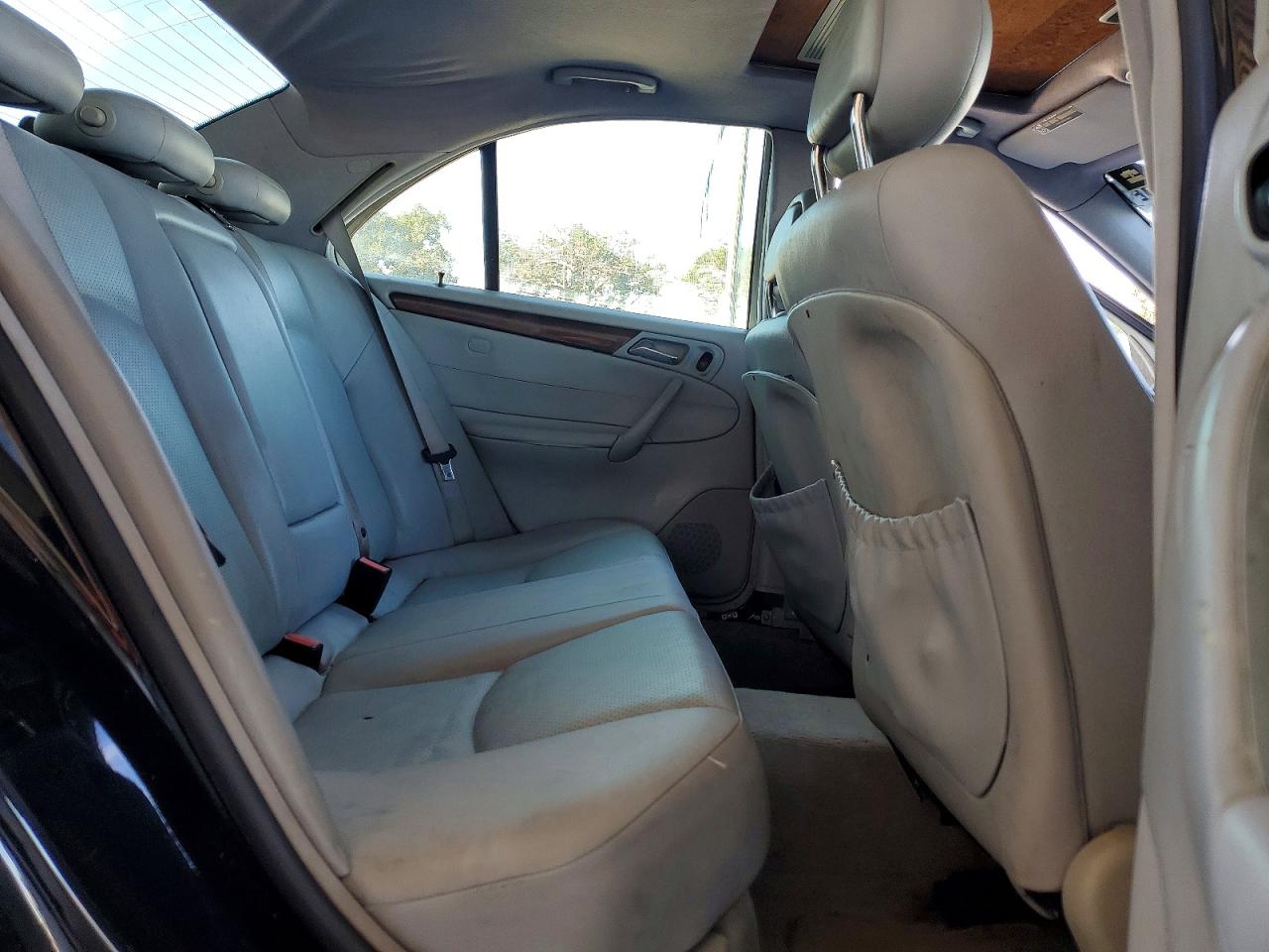 2002 Mercedes-benz C 240 Черный vin: WDBRF61J02F149569