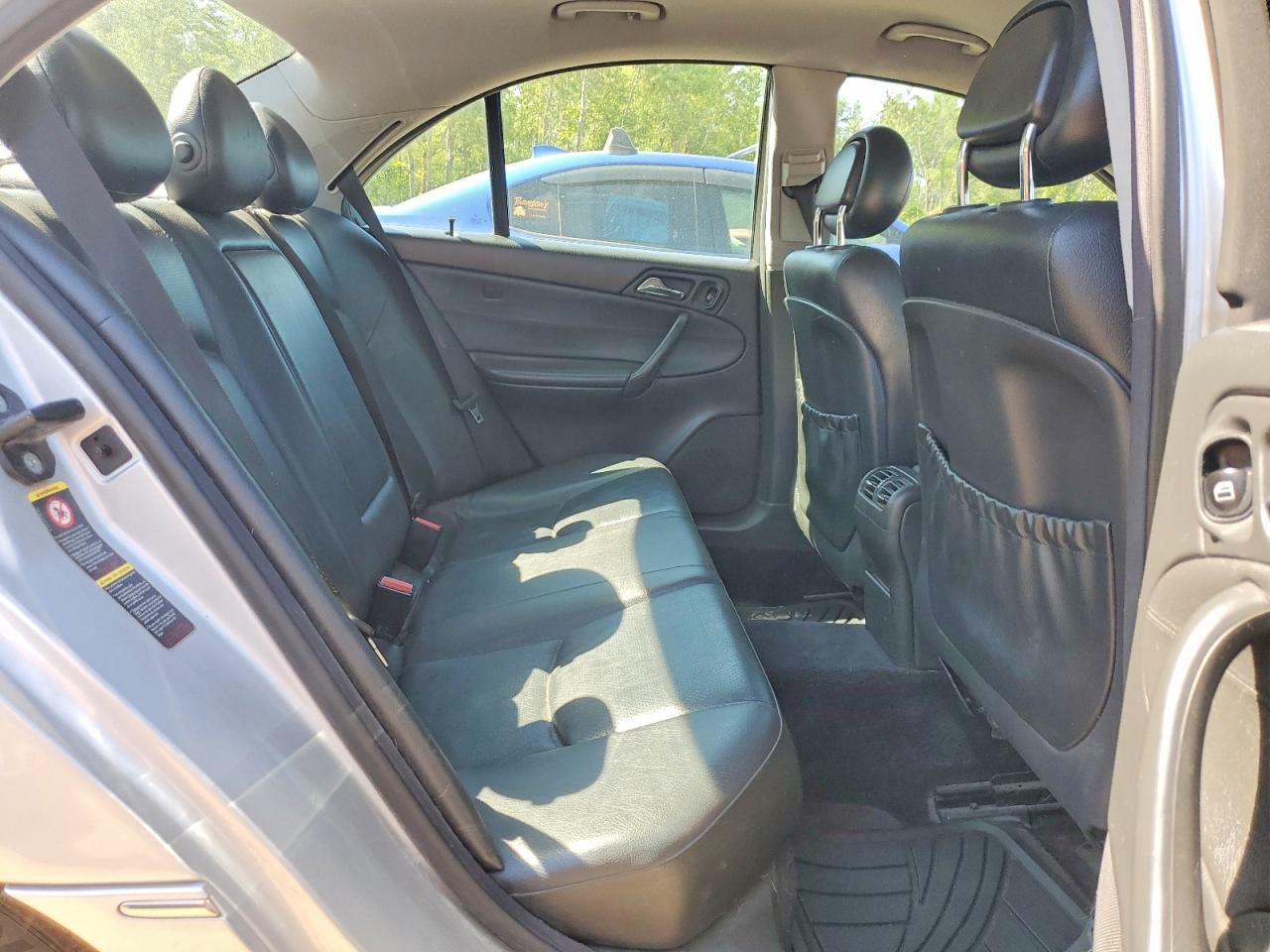 2002 Mercedes-benz C 240 Silver vin: WDBRF61J02F164332