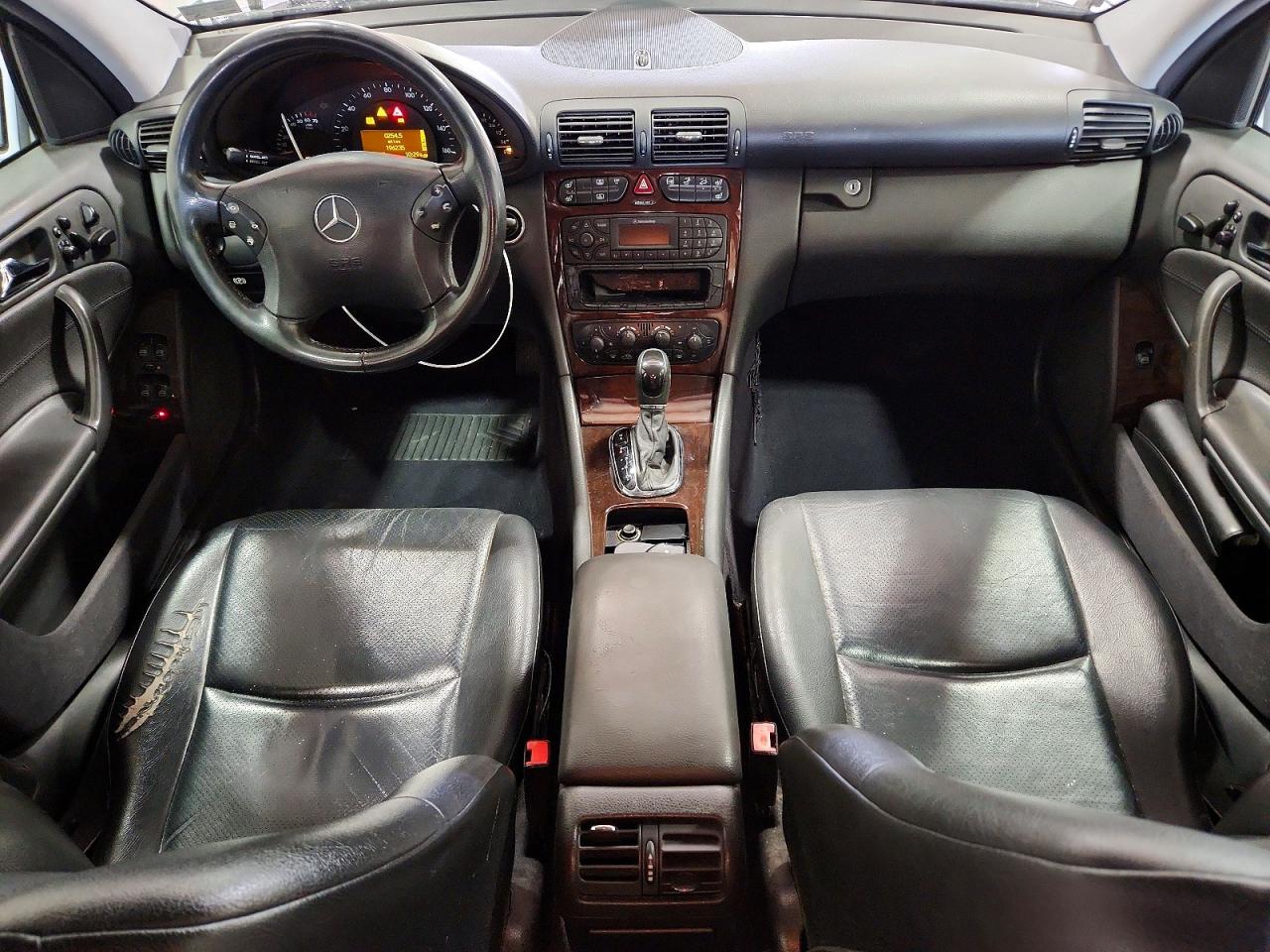 2002 Mercedes-benz C 240 Серебряный vin: WDBRF61J02F165884