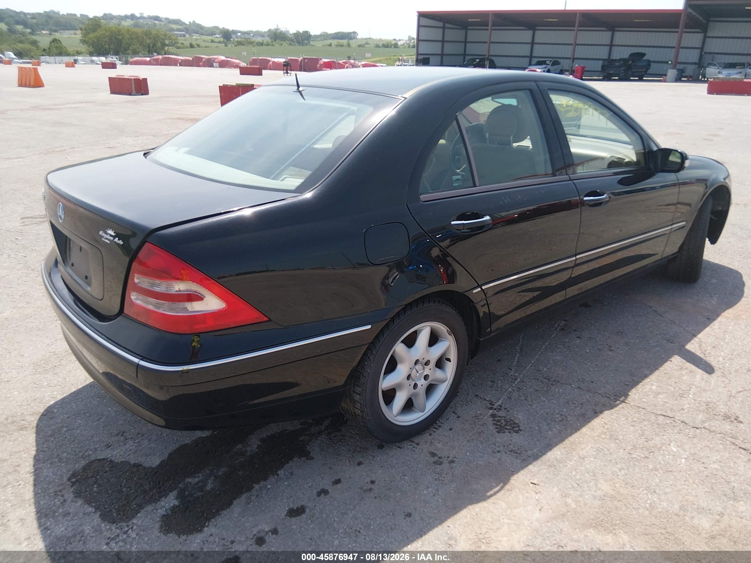 2002 Mercedes-benz C 240 Черный vin: WDBRF61J02F174858