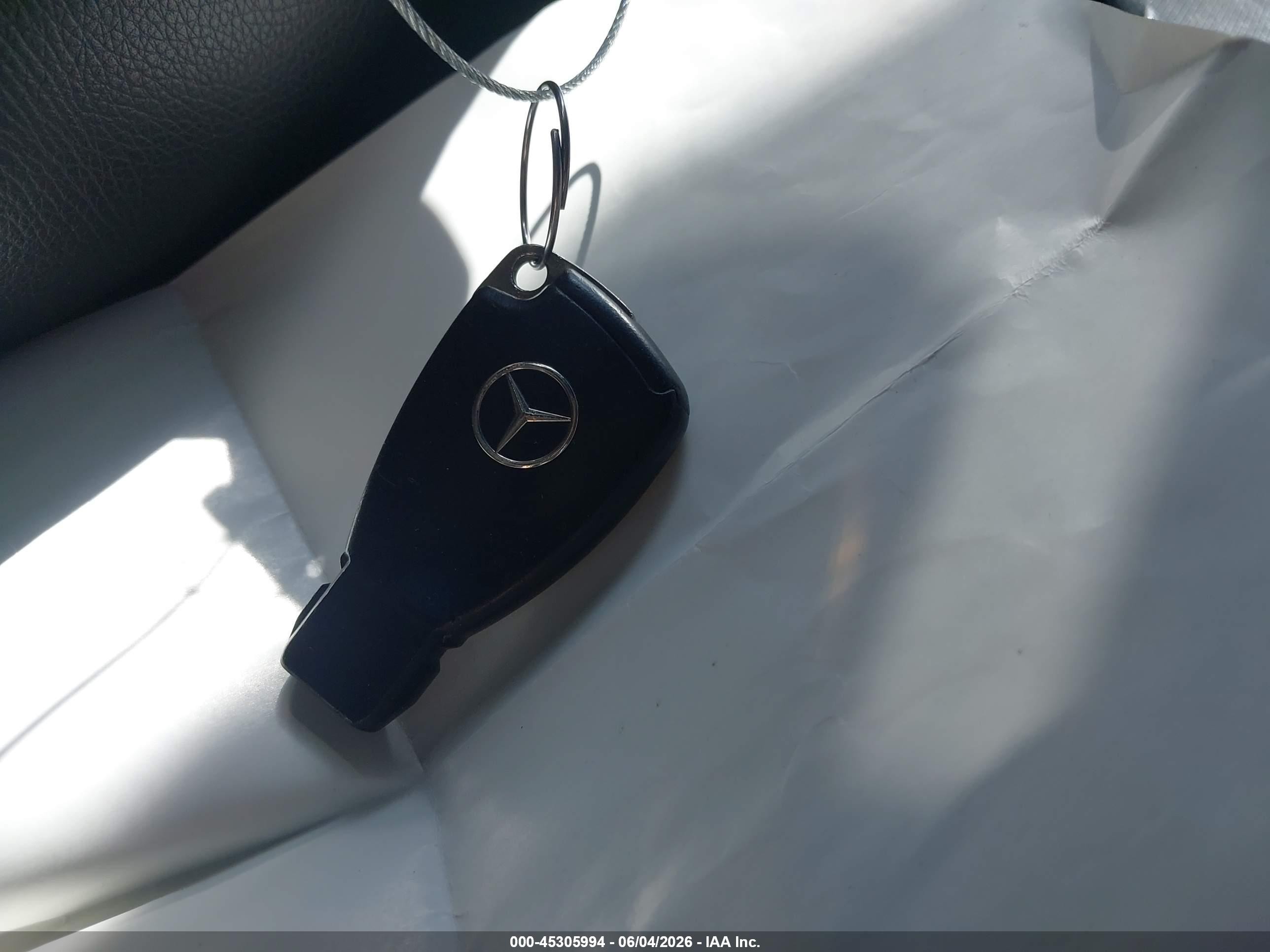 2002 Mercedes-benz C 240   Серебряный vin: WDBRF61J02F185505