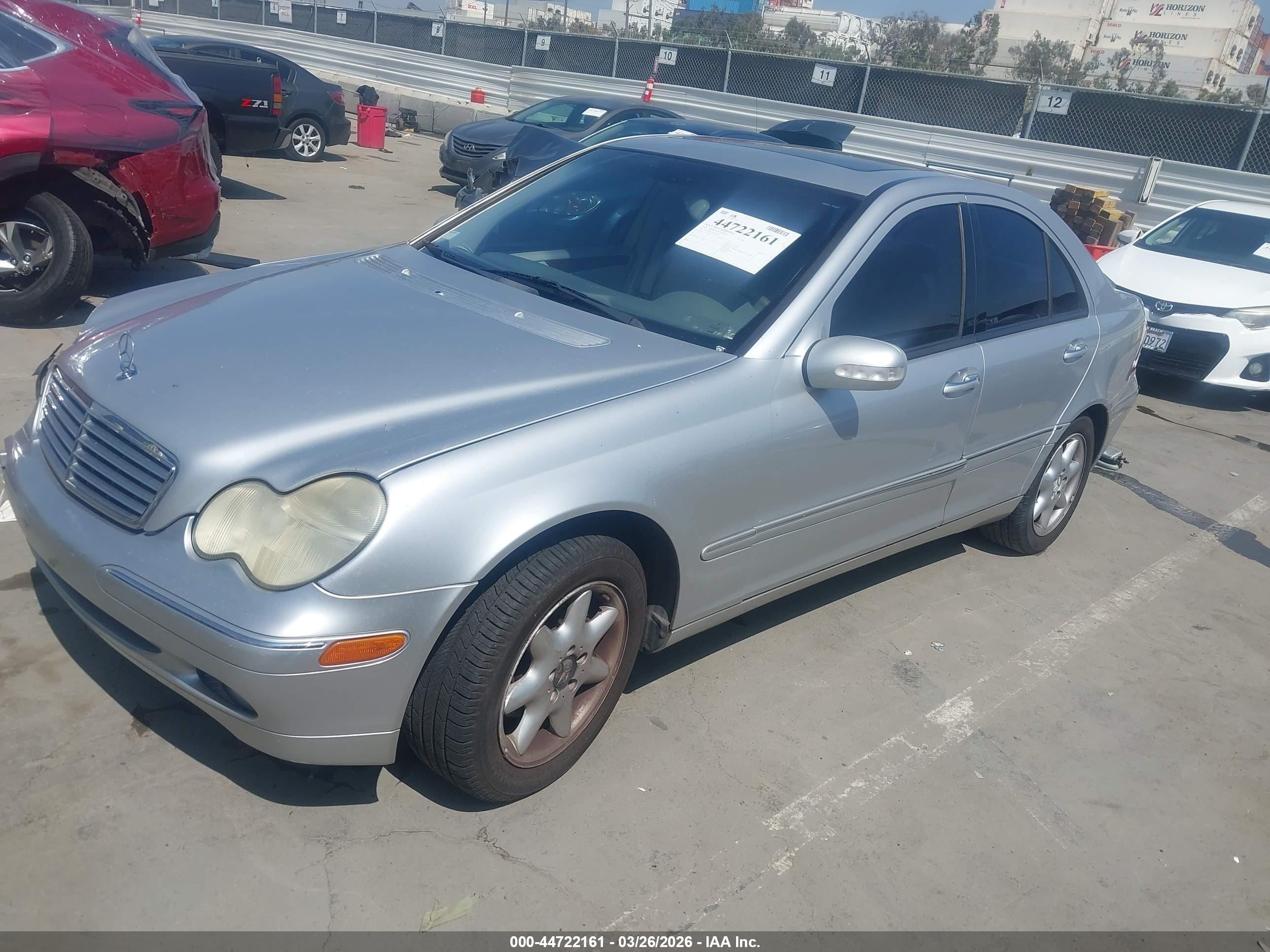 2002 Mercedes-benz C 240   Silver vin: WDBRF61J02F258419
