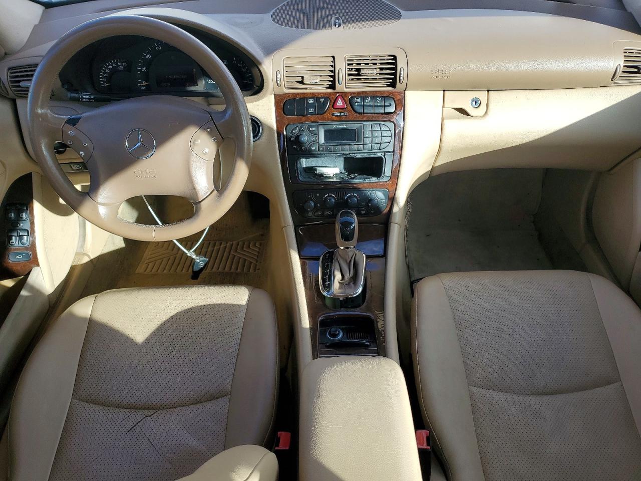 2002 Mercedes-benz C 240 White vin: WDBRF61J02F272143