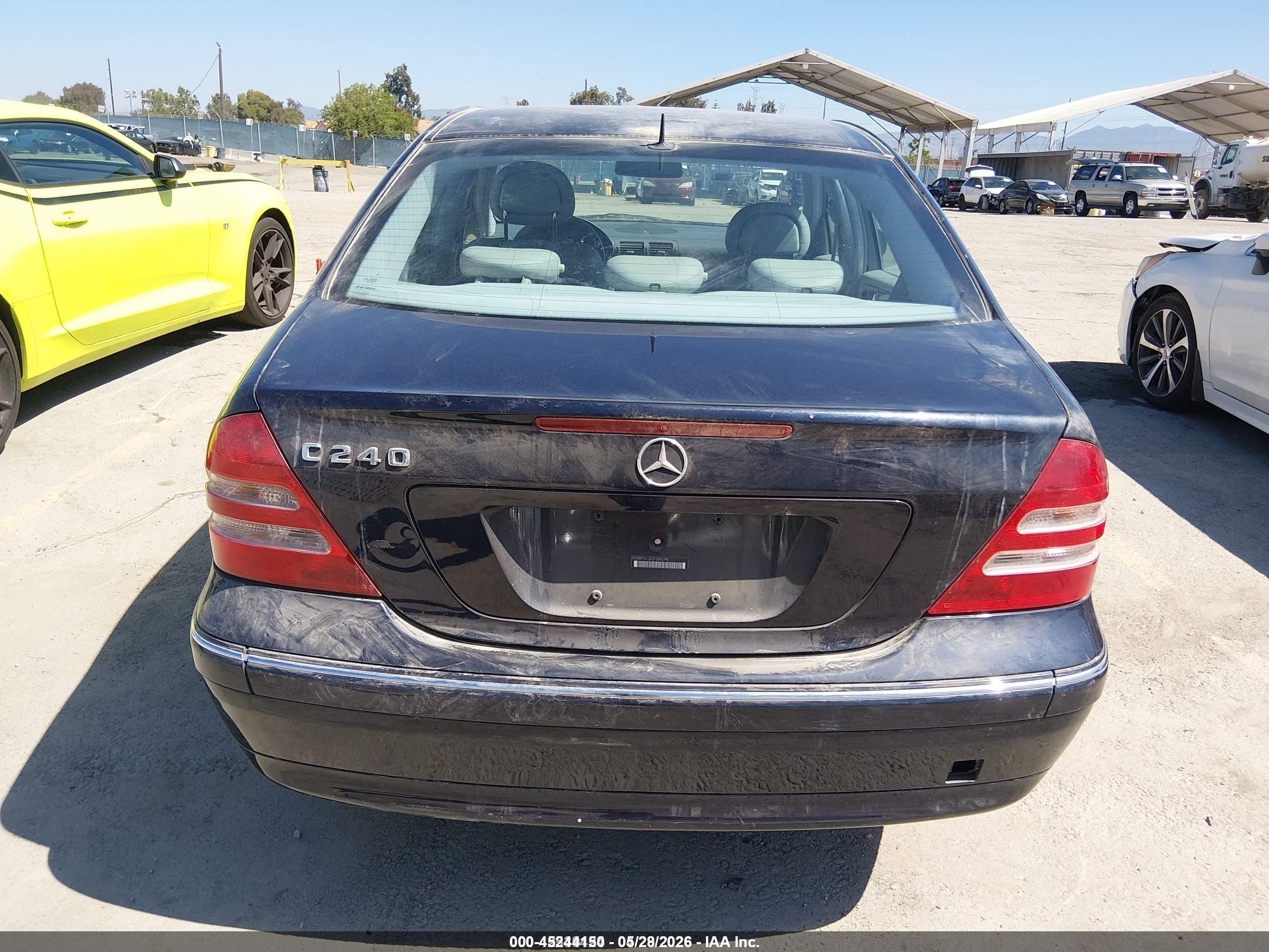 2002 Mercedes-benz C 240   Black vin: WDBRF61J02F286298