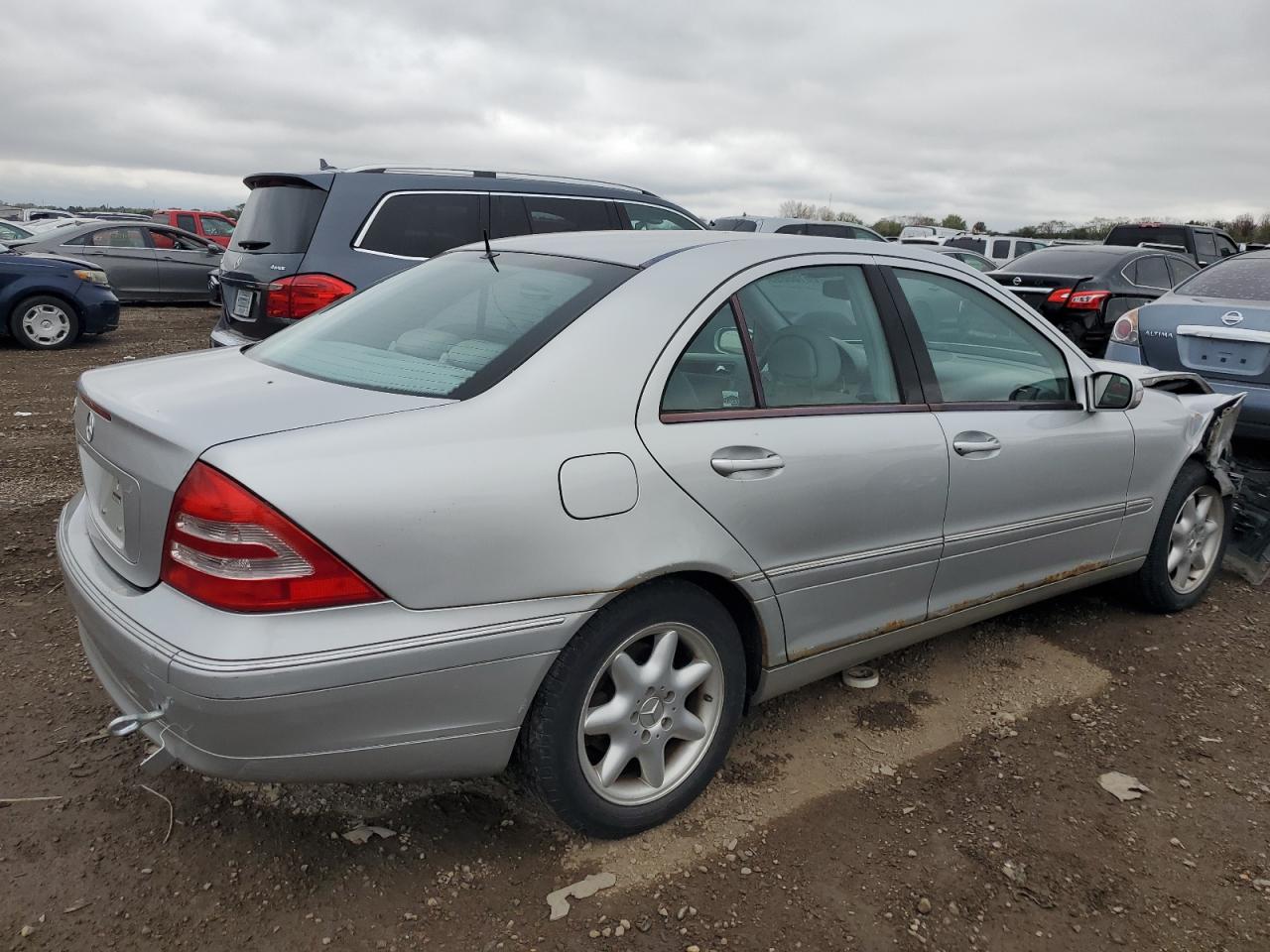 2003 Mercedes-benz C 240 Серебряный vin: WDBRF61J03F307524