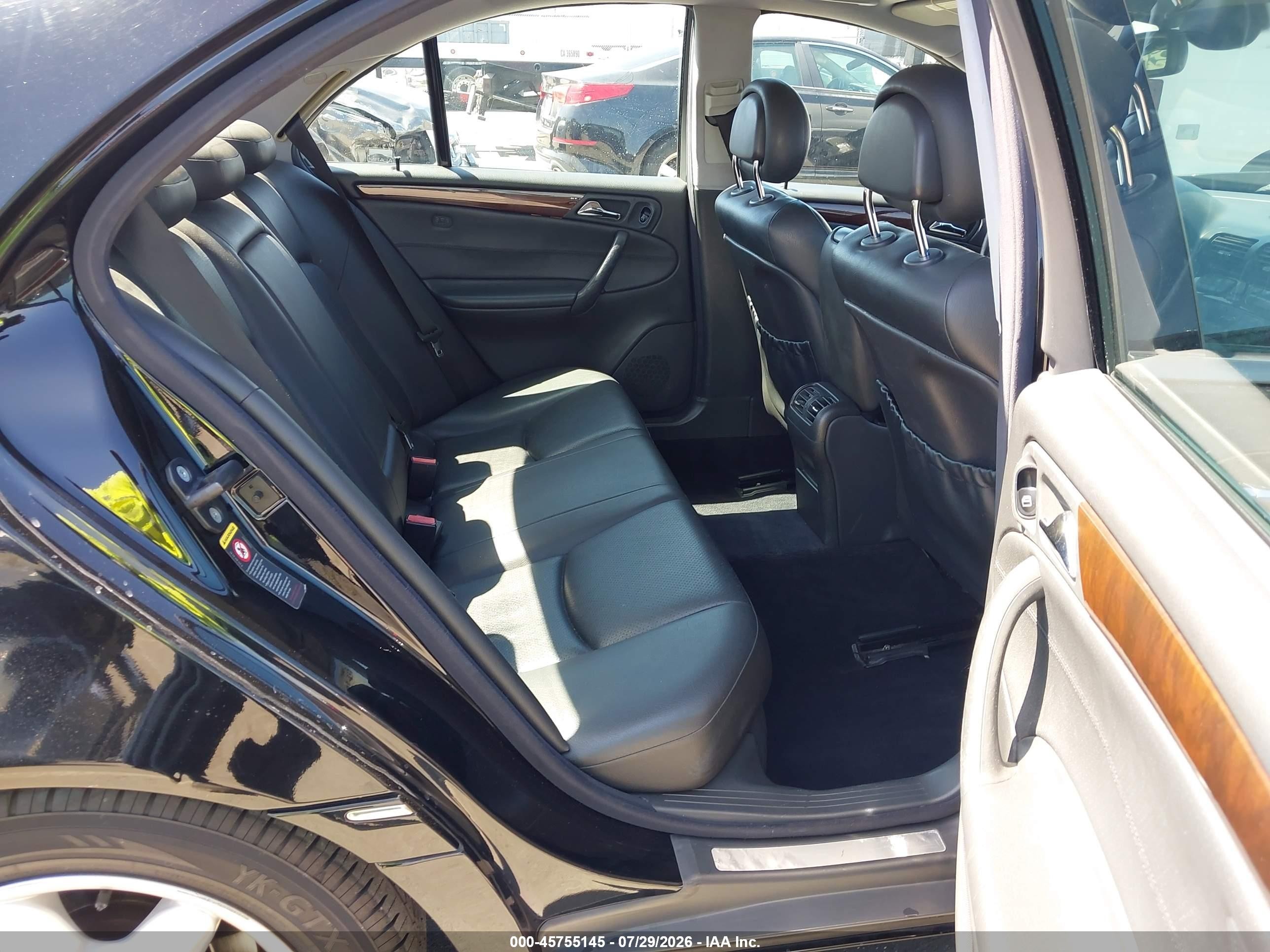 2003 Mercedes-benz C 240   Black vin: WDBRF61J03F376178