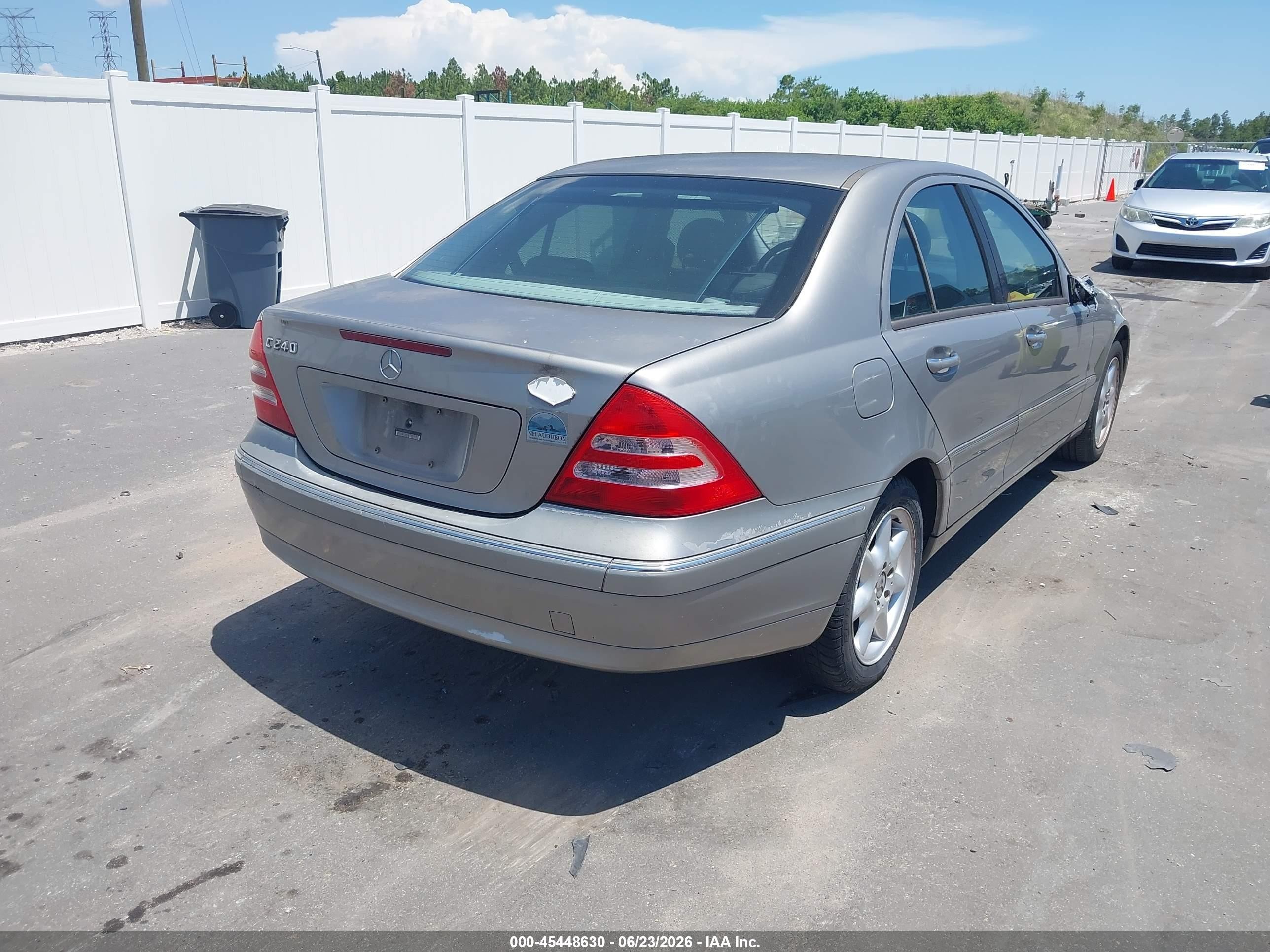 2003 Mercedes-benz C 240   Silver vin: WDBRF61J03F401872