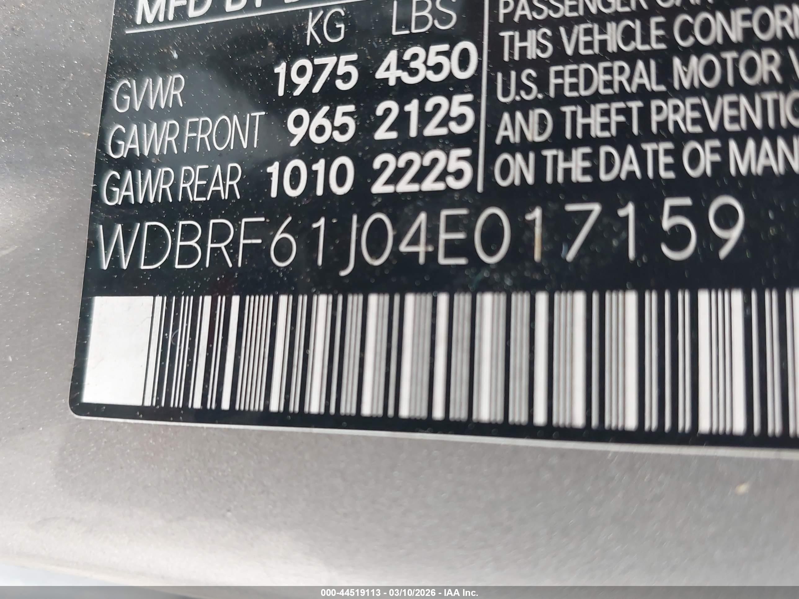 2004 Mercedes-benz C 240   Gold vin: WDBRF61J04E017159