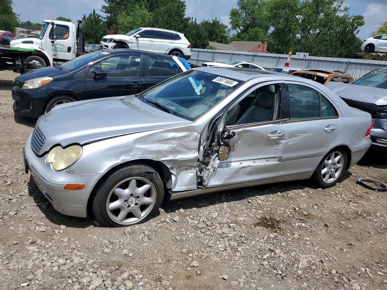 2004 Mercedes-benz C 240 Silver vin: WDBRF61J04F549263