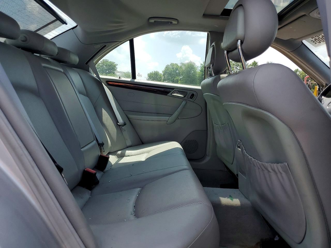2004 Mercedes-benz C 240 Silver vin: WDBRF61J04F549263