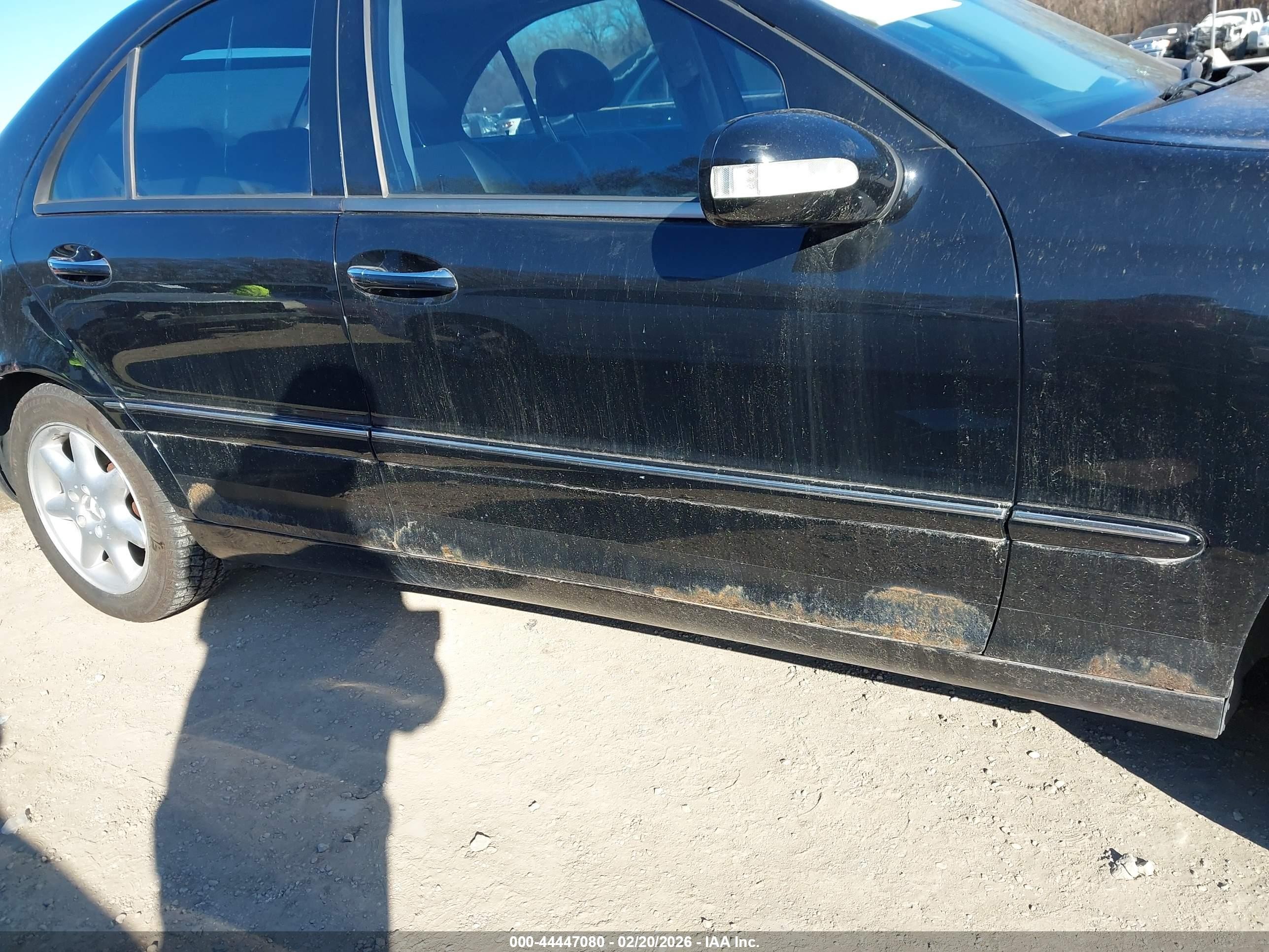 2001 Mercedes-benz C 240   Black vin: WDBRF61J11F033926