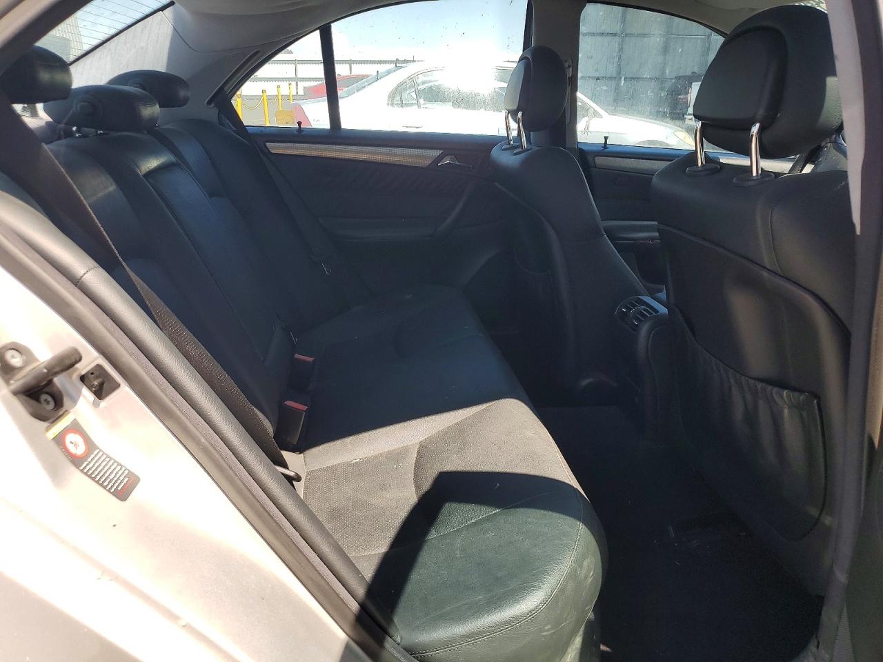 2001 Mercedes-benz C 240 Серебряный vin: WDBRF61J11F037653