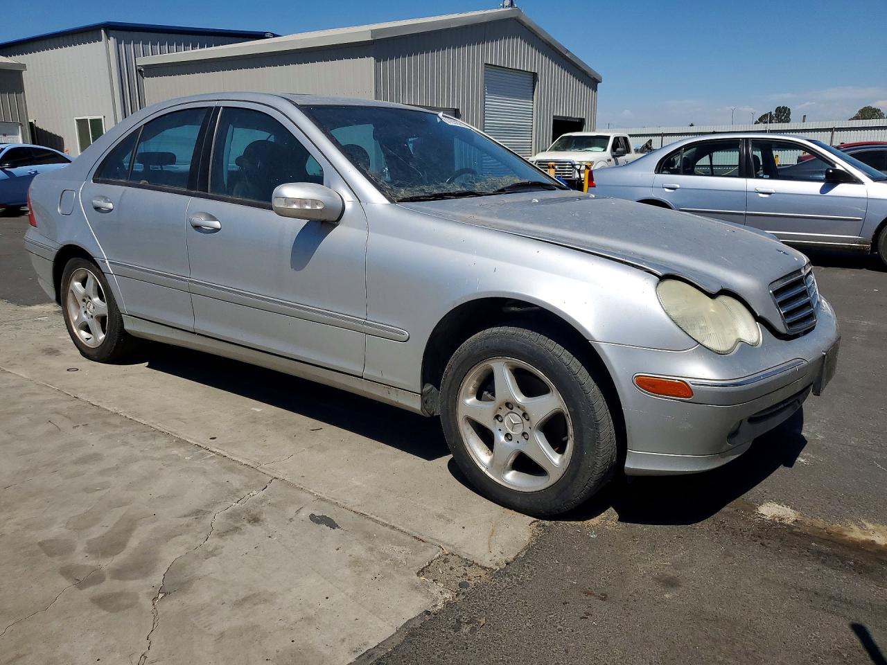 2001 Mercedes-benz C 240 Серебряный vin: WDBRF61J11F037653