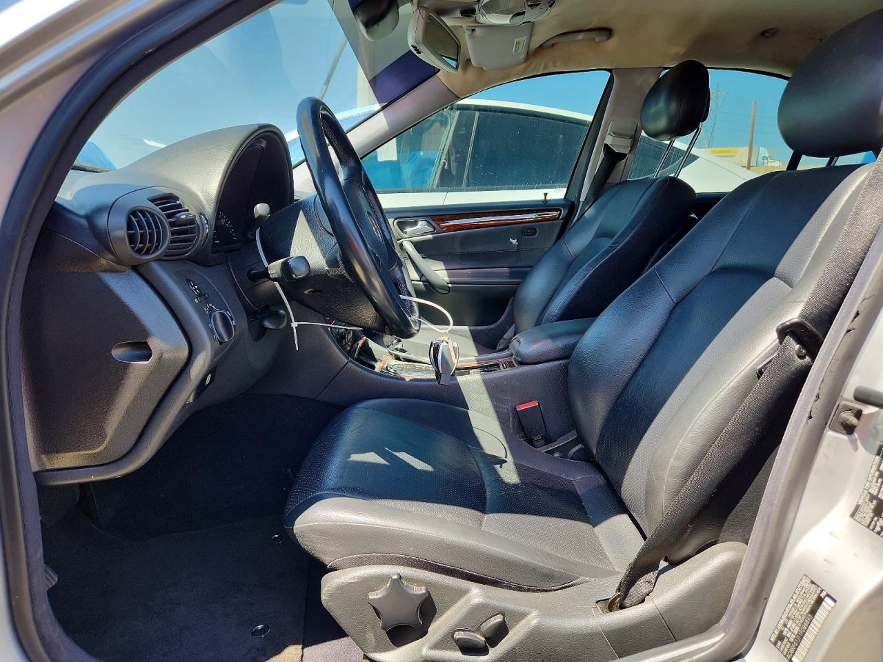 2001 Mercedes-benz C 240 Серебряный vin: WDBRF61J11F088893