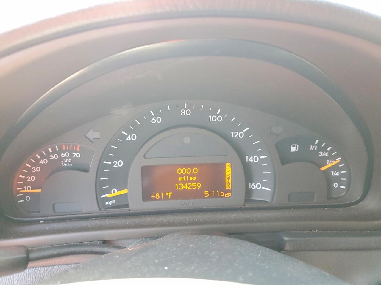2001 Mercedes-benz C 240 Серебряный vin: WDBRF61J11F088893